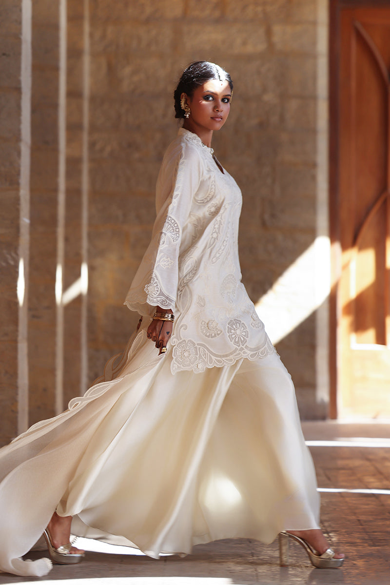 Wardha Saleem | Aari Collection 26 | Champa - by Libasekhas UK - Registered Vendor of : Wardha Saleem - 100% Original Designer Dress