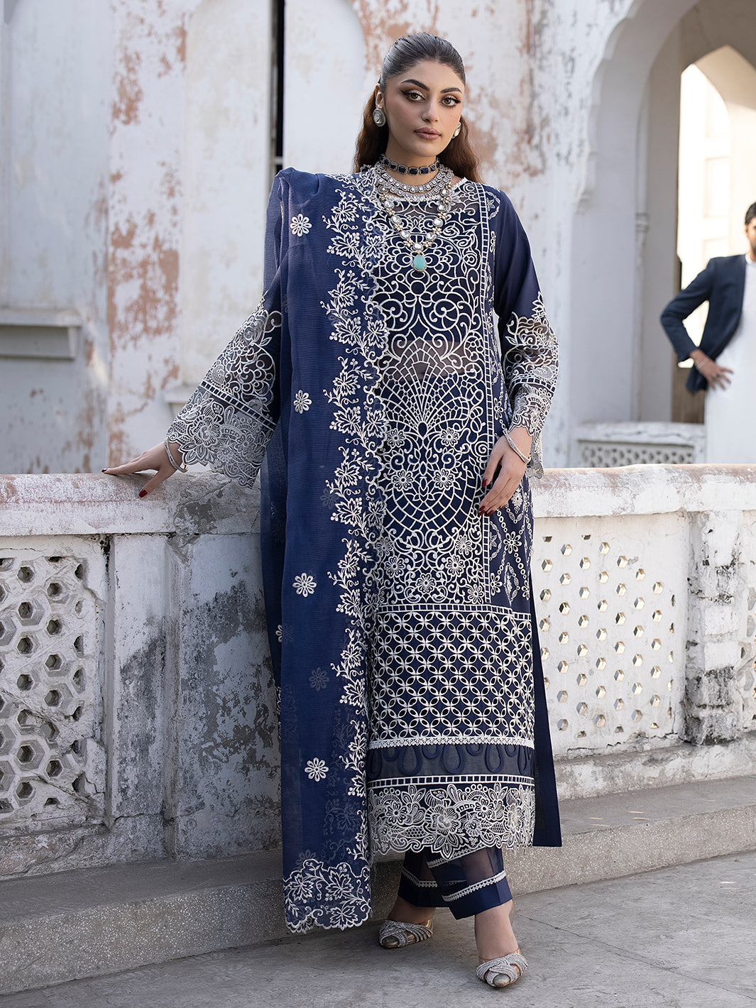 Mahnur | Mahrukh Luxury Lawn 24 | DUSK - by - Libasekhas UK - Registered Vendor of : Mahnur - 100% Original Designer Dresss