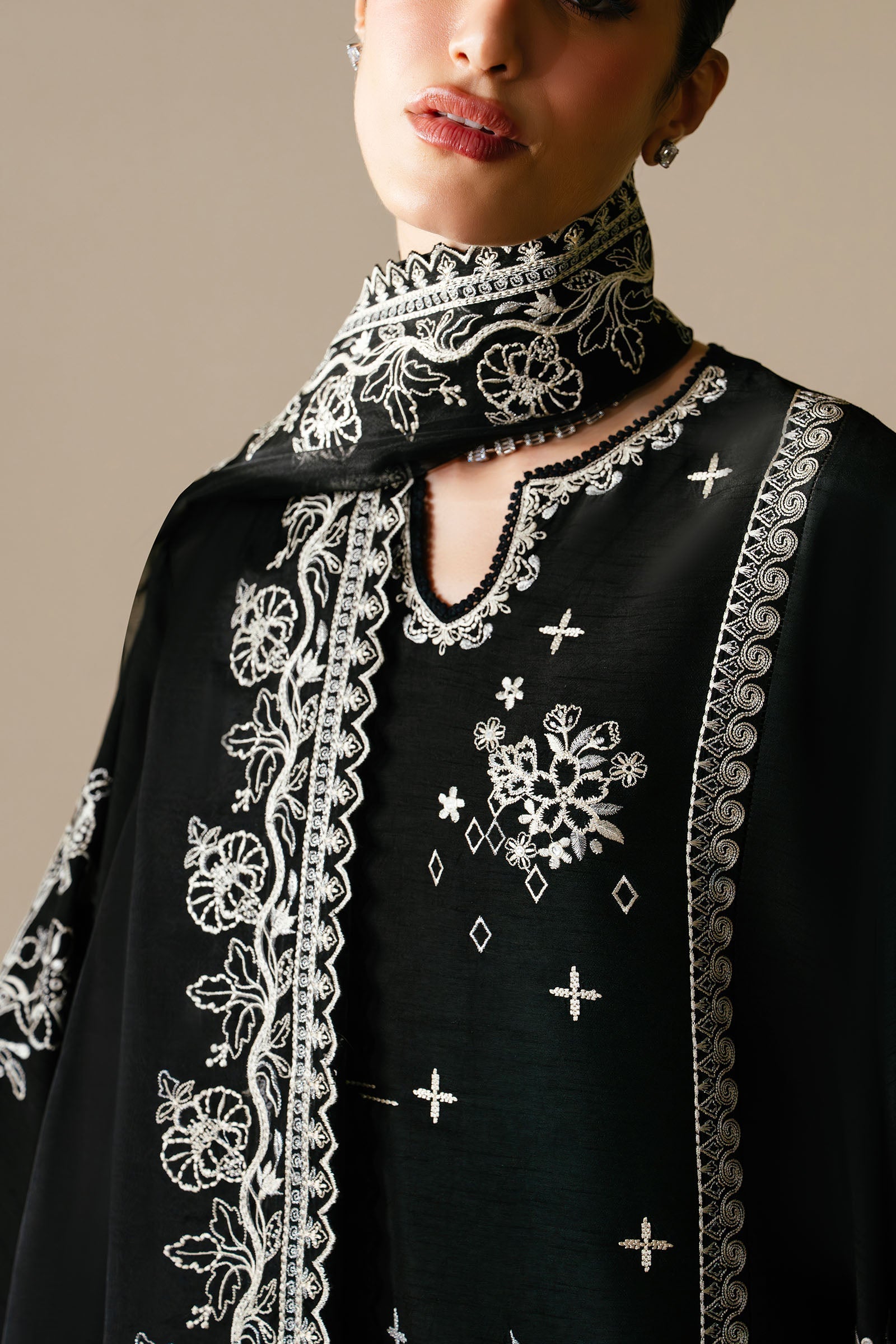 Zaha | Serae Pret |  NOCTIS - by Libasekhas UK - Registered Vendor of : zaha - 100% Original Designer Dress