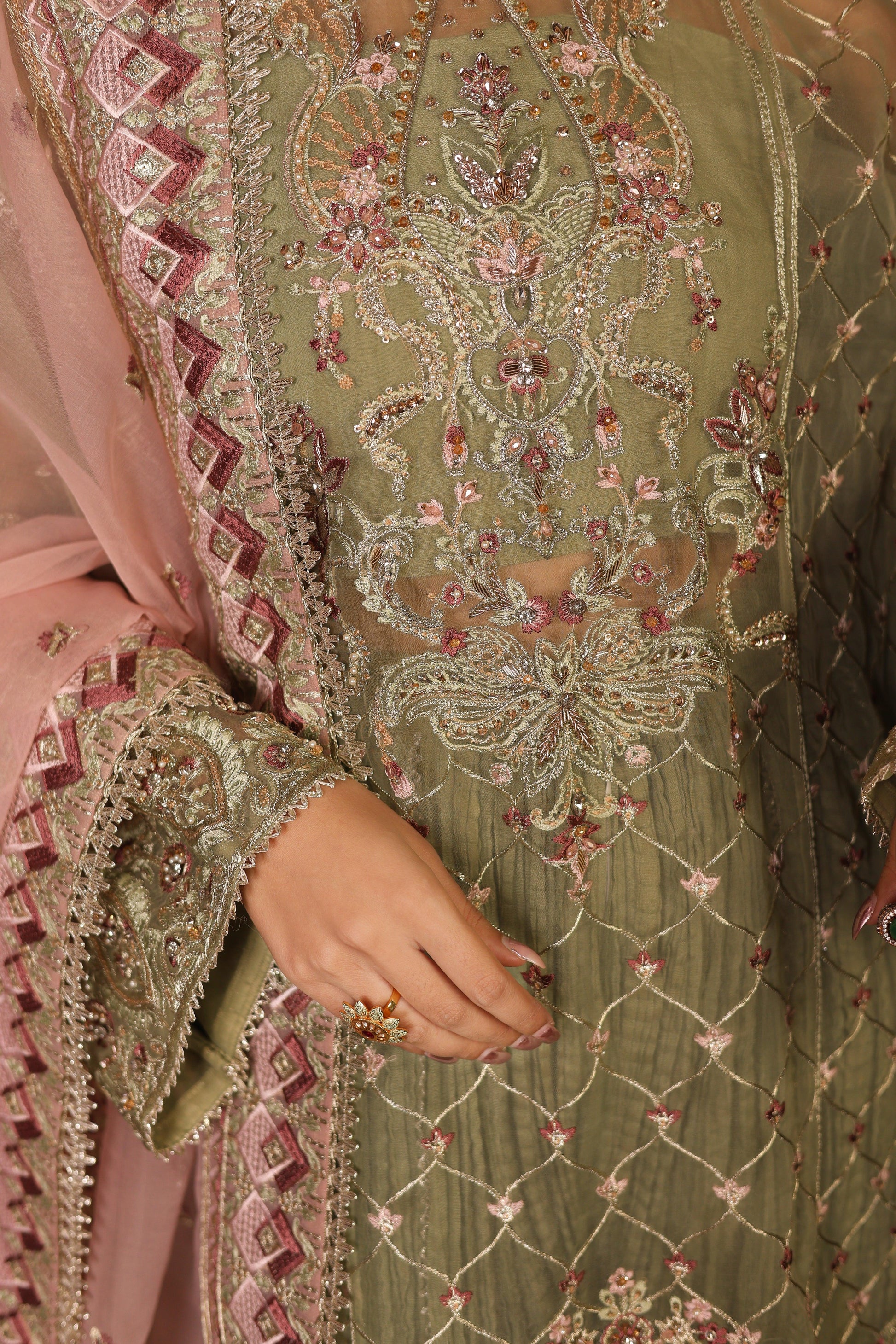 Imran Ramzan | Rubaru | Gull - by - Libasekhas UK - Registered Vendor of : Imran Ramzan - 100% Original Designer Dresss