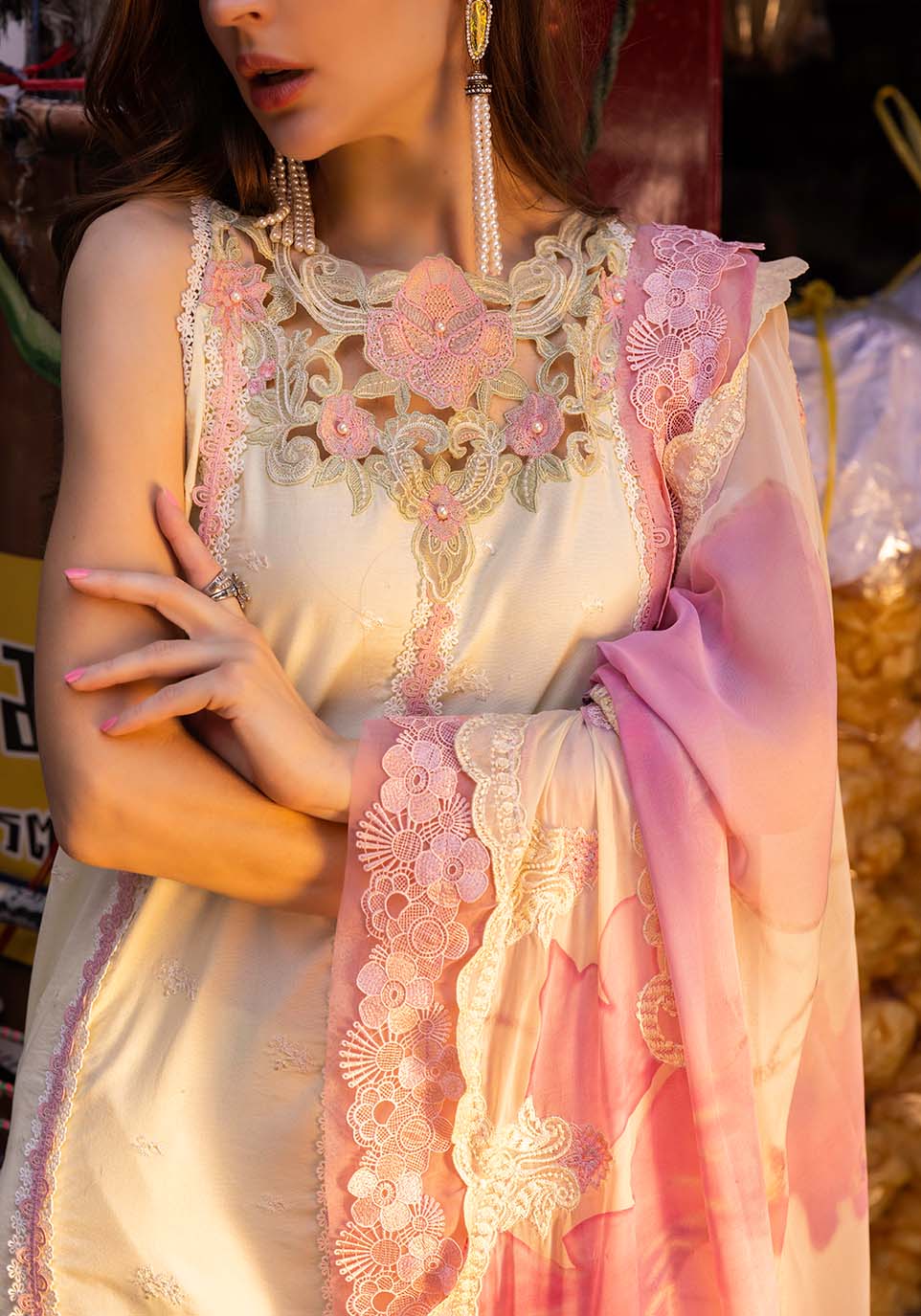 Zarqash | Luxury Lawn 25 | ZQLU 009 LAYLA - by - Libasekhas UK - Registered Vendor of : Zarqash - 100% Original Designer Dresss