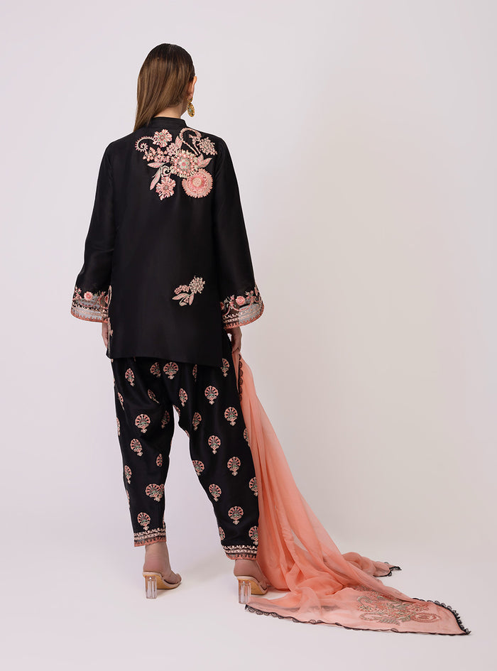 Zainab Chottani | Luxe Edit 25 | Nurah - by Libasekhas UK - Registered Vendor of : Zainab Chottani - 100% Original Designer Dress