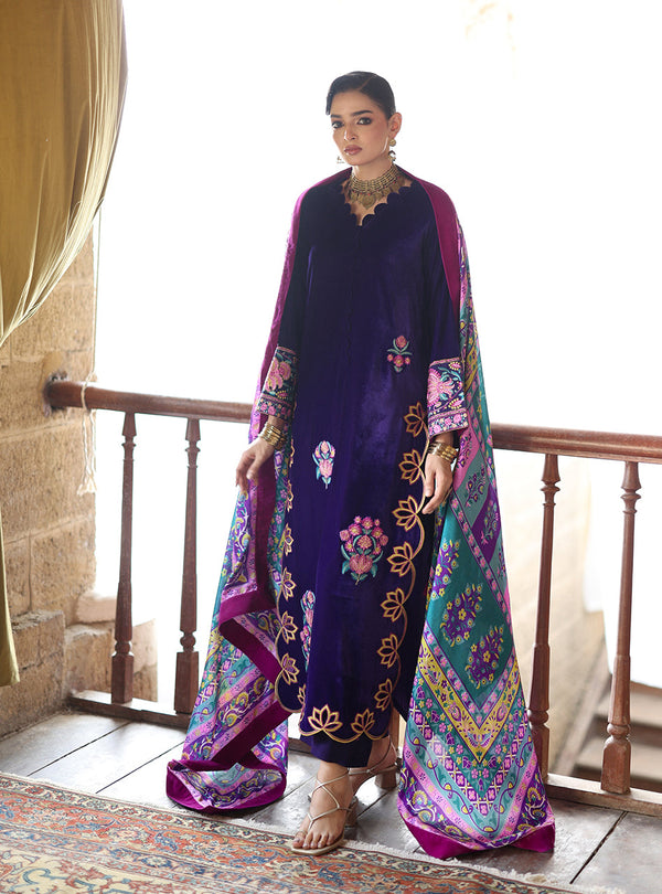 Zainab Chottani | Velura Velvet Edit 25 | Ameth Long Shirt - by Libasekhas UK - Registered Vendor of : Zainab Chottani - 100% Original Designer Dress