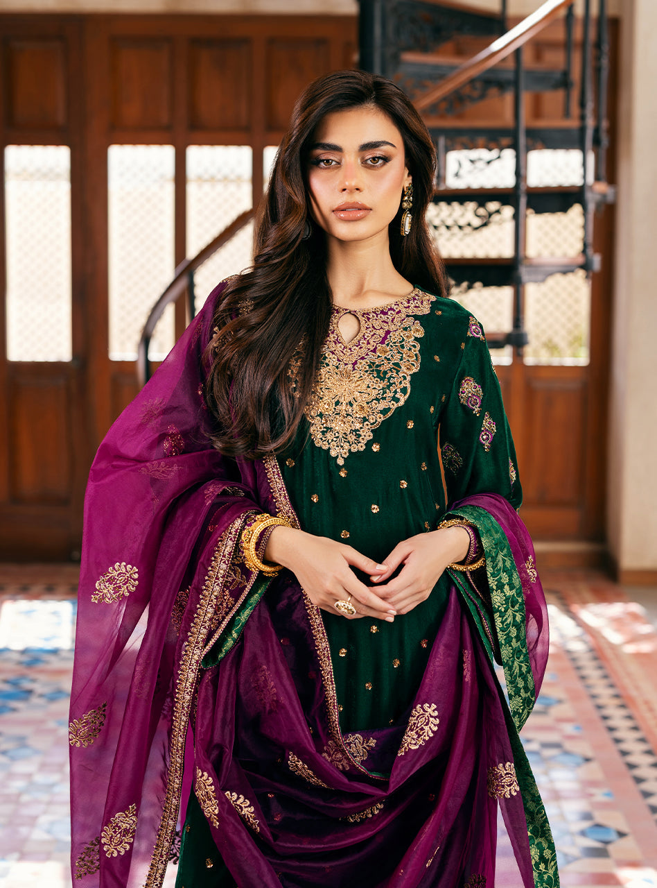 Zainab Chottani | Velvet 25 | Esha - by Libasekhas UK - Registered Vendor of : Zainab Chottani - 100% Original Designer Dress