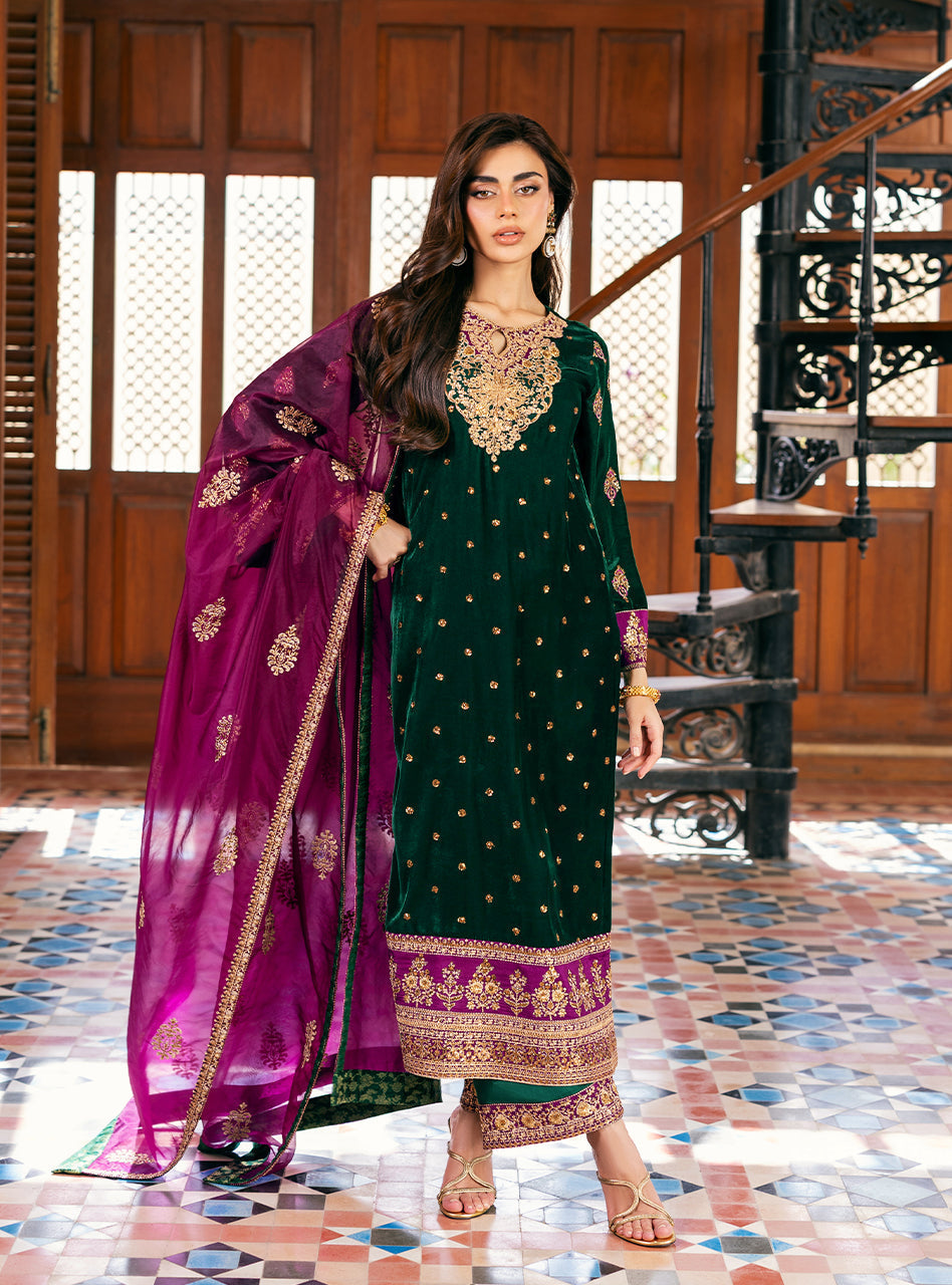 Zainab Chottani | Velvet 25 | Esha - by Libasekhas UK - Registered Vendor of : Zainab Chottani - 100% Original Designer Dress