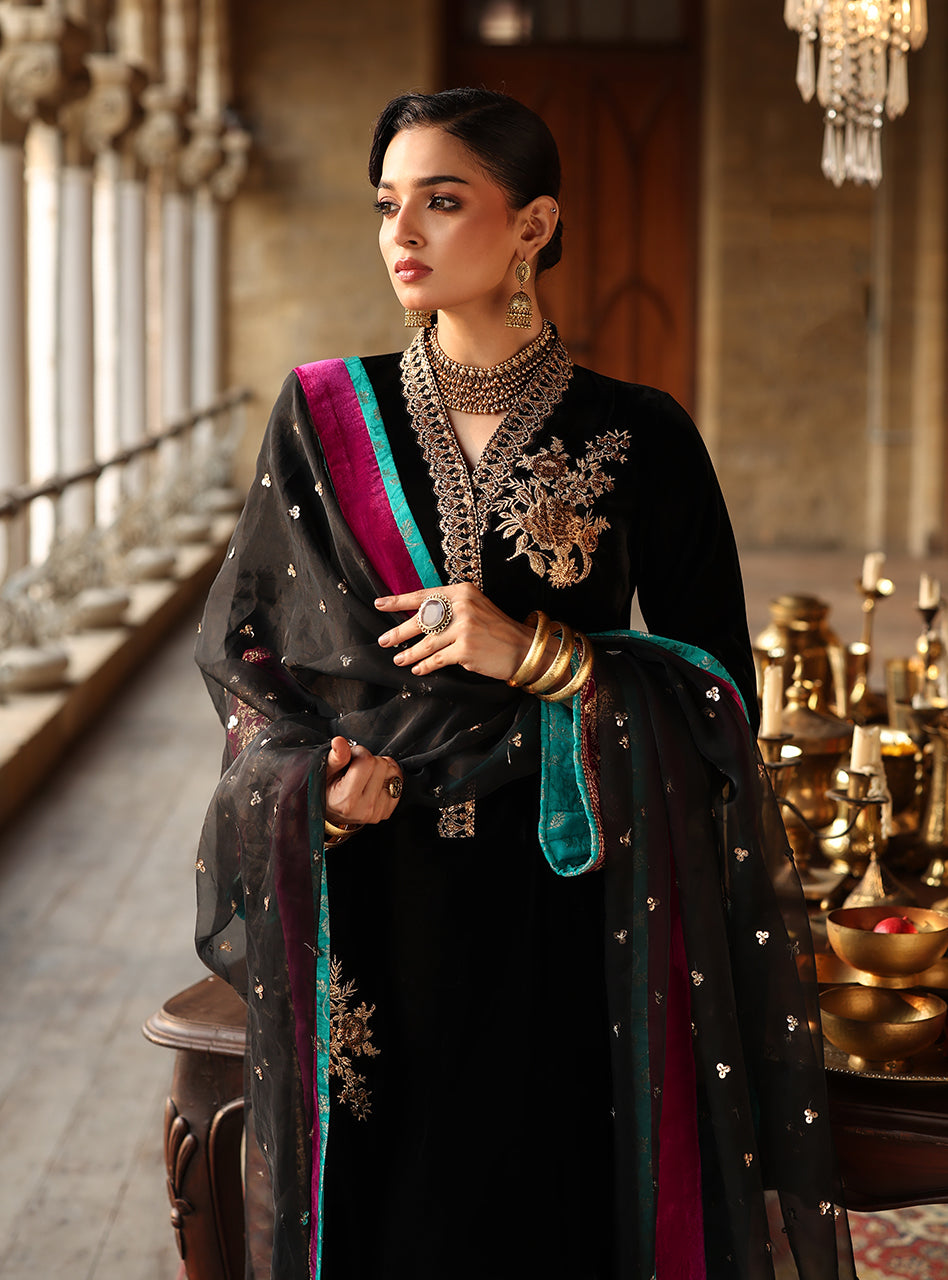 Zainab Chottani | Velura Velvet Edit 25 | Siya Long Shirt - by Libasekhas UK - Registered Vendor of : Zainab Chottani - 100% Original Designer Dress