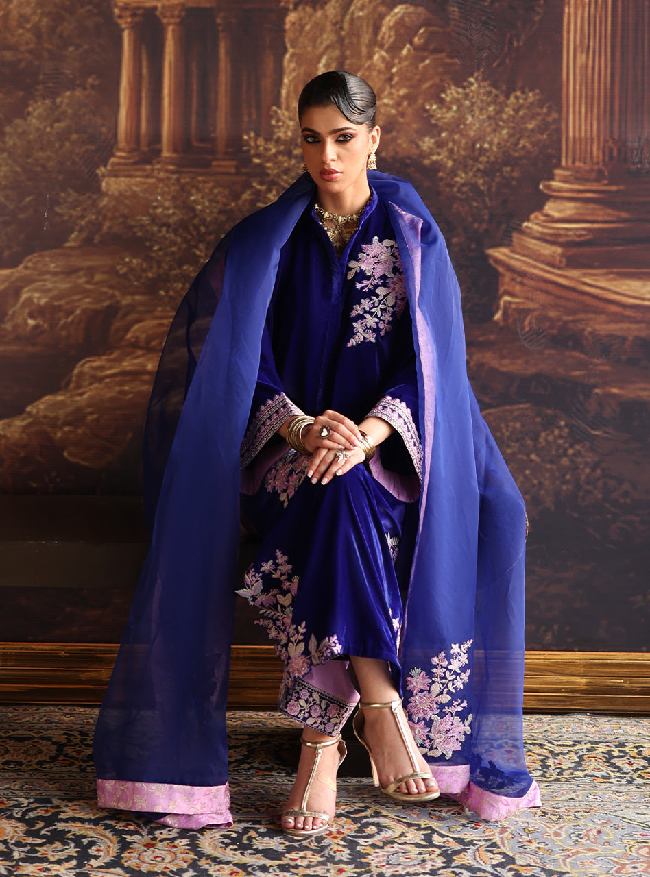 Zainab Chottani | Velura Velvet Edit 25 | Zelin Long Shirt - by Libasekhas UK - Registered Vendor of : Zainab Chottani - 100% Original Designer Dress