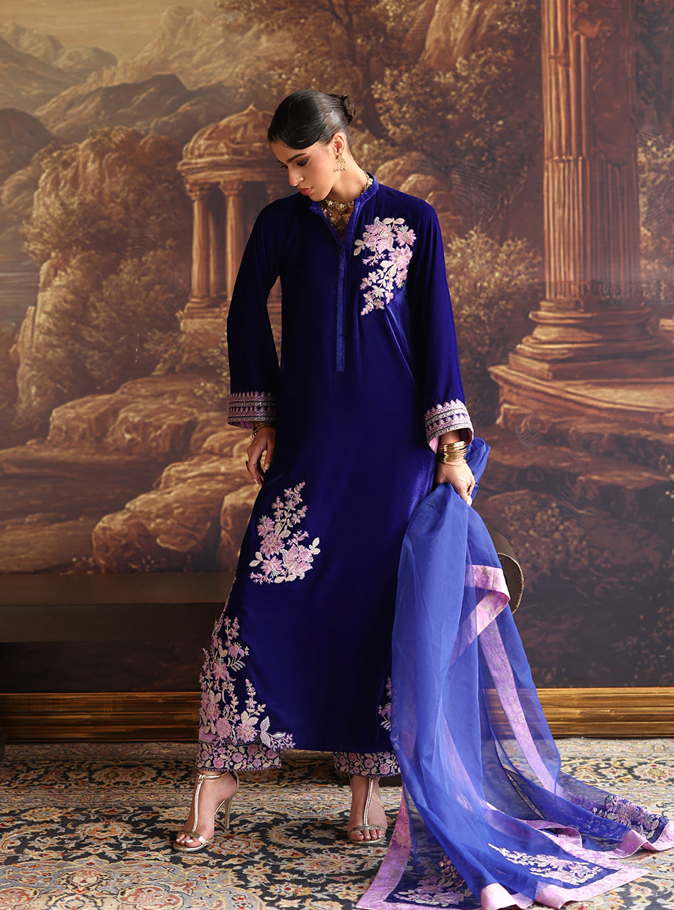 Zainab Chottani | Velura Velvet Edit 25 | Zelin Long Shirt - by Libasekhas UK - Registered Vendor of : Zainab Chottani - 100% Original Designer Dress