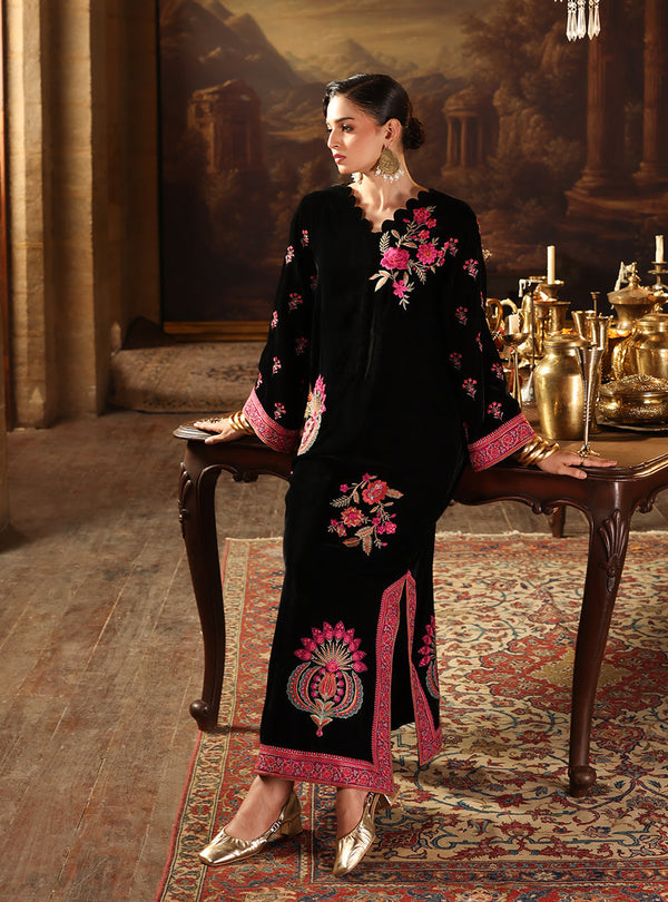 Zainab Chottani | Velura Velvet Edit 25 | Belle Kaftan - by Libasekhas UK - Registered Vendor of : Zainab Chottani - 100% Original Designer Dress