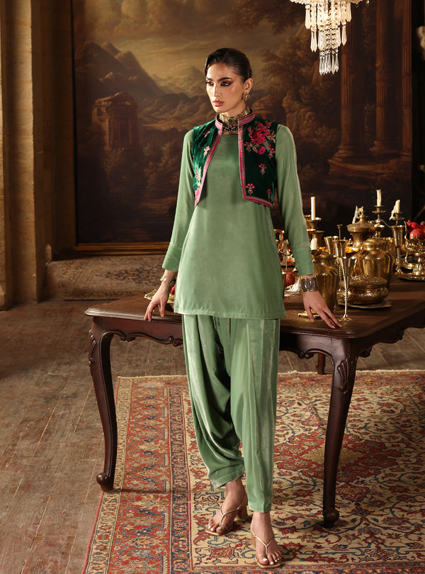 Zainab Chottani | Velura Velvet Edit 25 | Jade Bolero - by Libasekhas UK - Registered Vendor of : Zainab Chottani - 100% Original Designer Dress