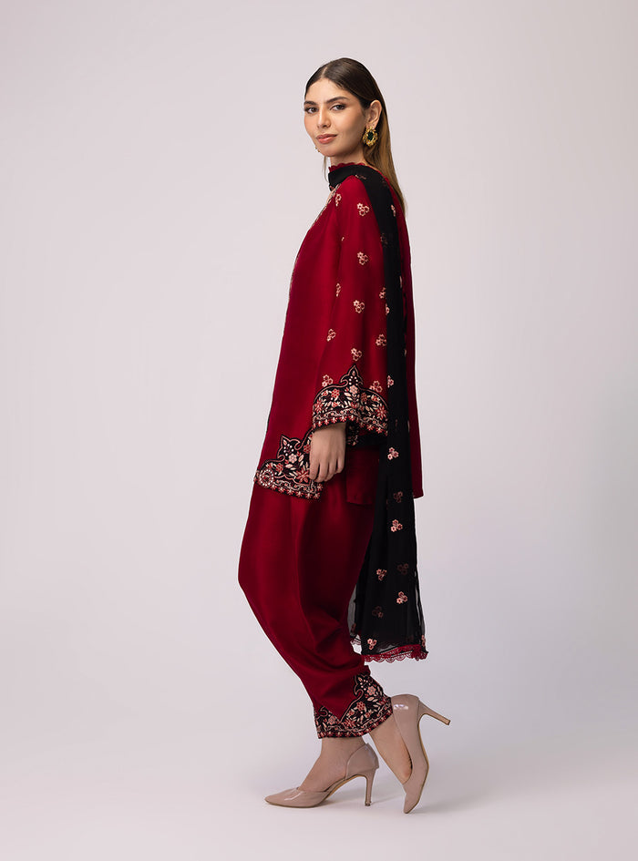 Zainab Chottani | Luxe Edit 25 | Ilaya - by Libasekhas UK - Registered Vendor of : Zainab Chottani - 100% Original Designer Dress