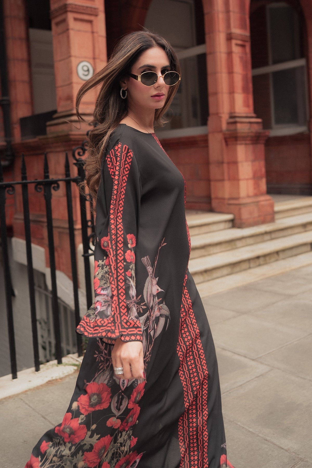 Erum Khan I Kaftan Edit I Moon Shadow - by Libasekhas UK - Registered Vendor of : Erum Khan - 100% Original Designer Dress