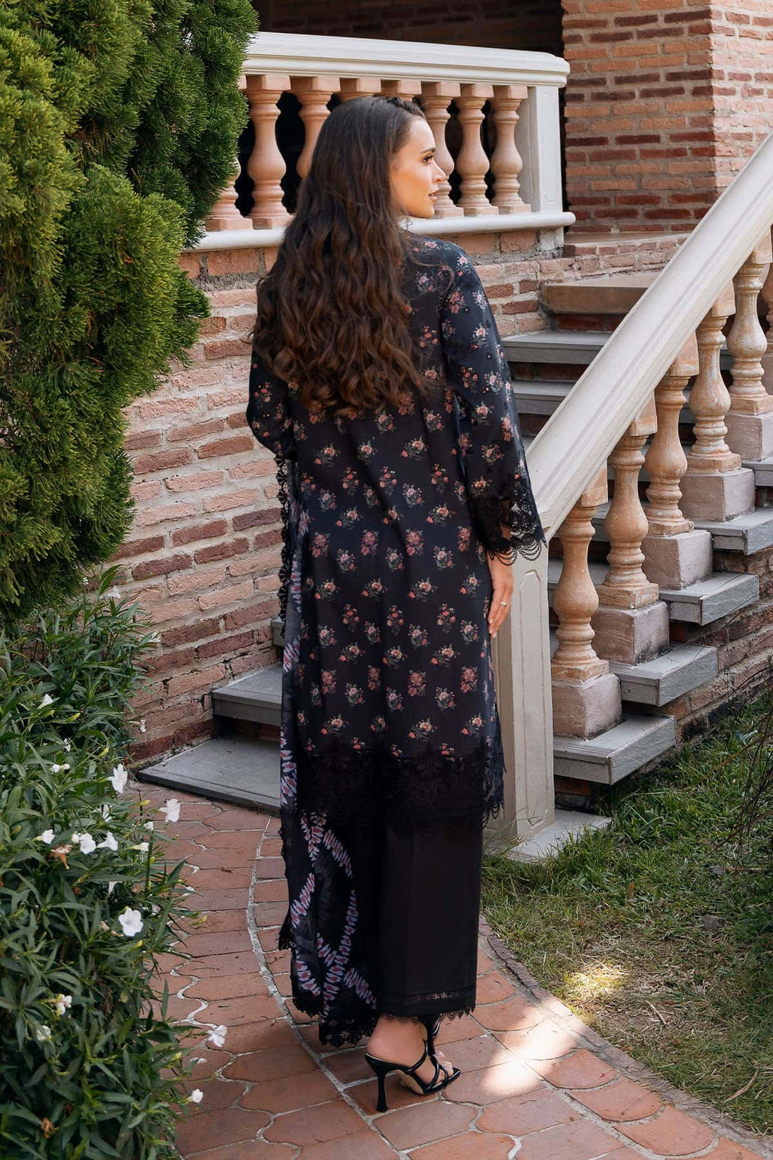 Afrozeh | Damask The Holiday Edit 25 | Lorien A - by - Libasekhas UK - Registered Vendor of : Afrozeh - 100% Original Designer Dresss