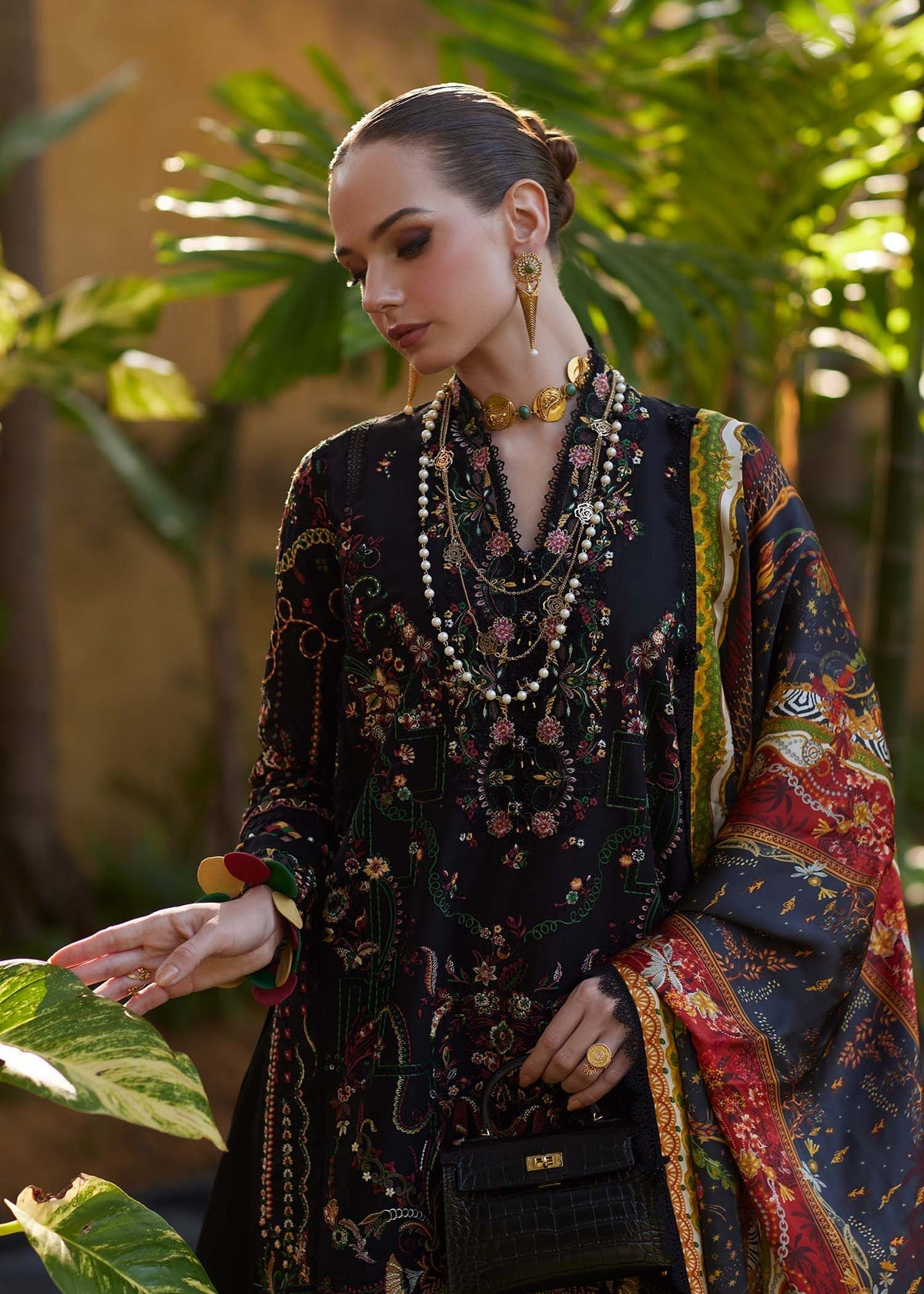 Kanwal Malik | Ariya Luxury Lawn 26 | Zaria - by Libasekhas UK - Registered Vendor of : Kanwal Malik - 100% Original Designer Dress