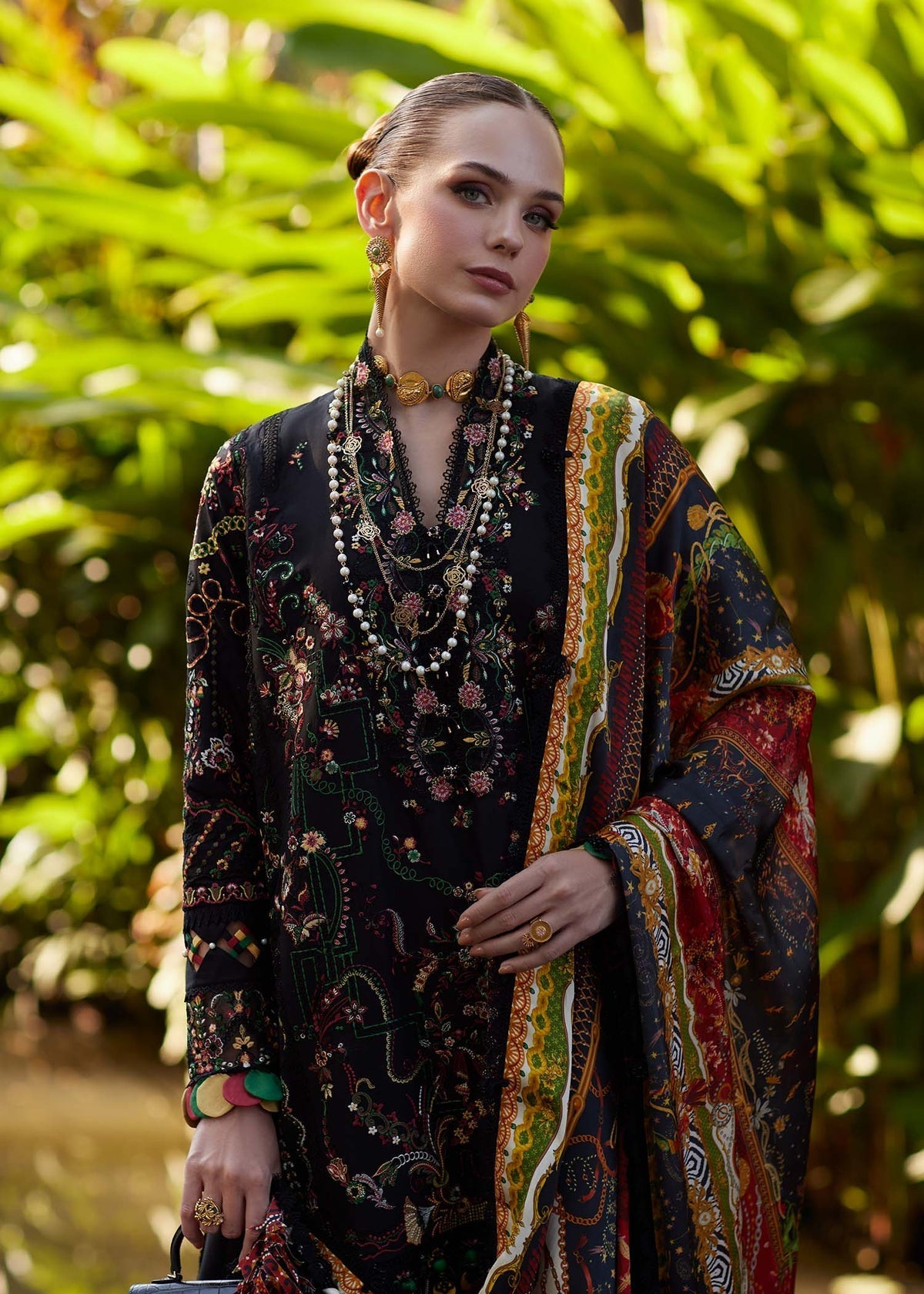 Kanwal Malik | Ariya Luxury Lawn 26 | Zaria - by Libasekhas UK - Registered Vendor of : Kanwal Malik - 100% Original Designer Dress