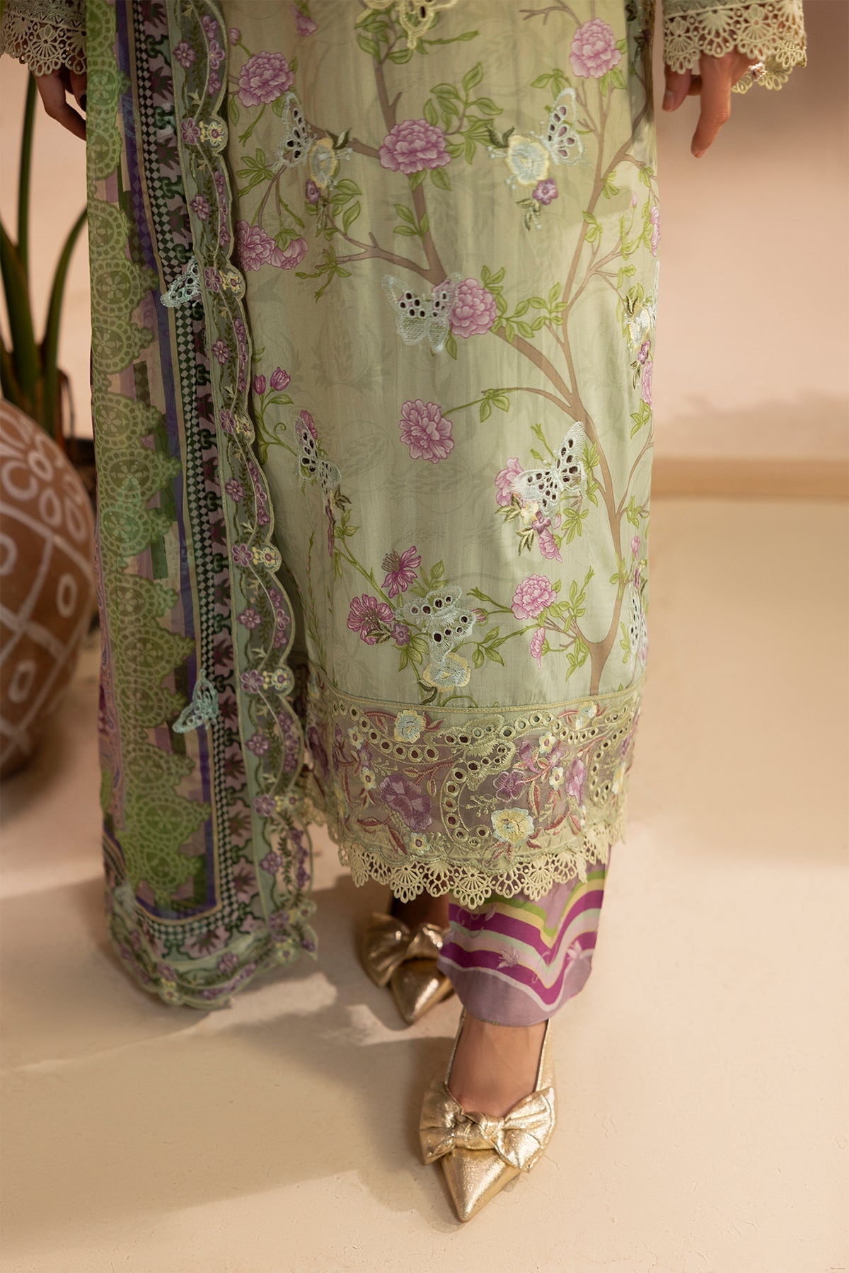 Raeesa Premium | Gulkar Viscose |GK-04 - by Libasekhas UK - Registered Vendor of : Raeesa Premium - 100% Original Designer Dress