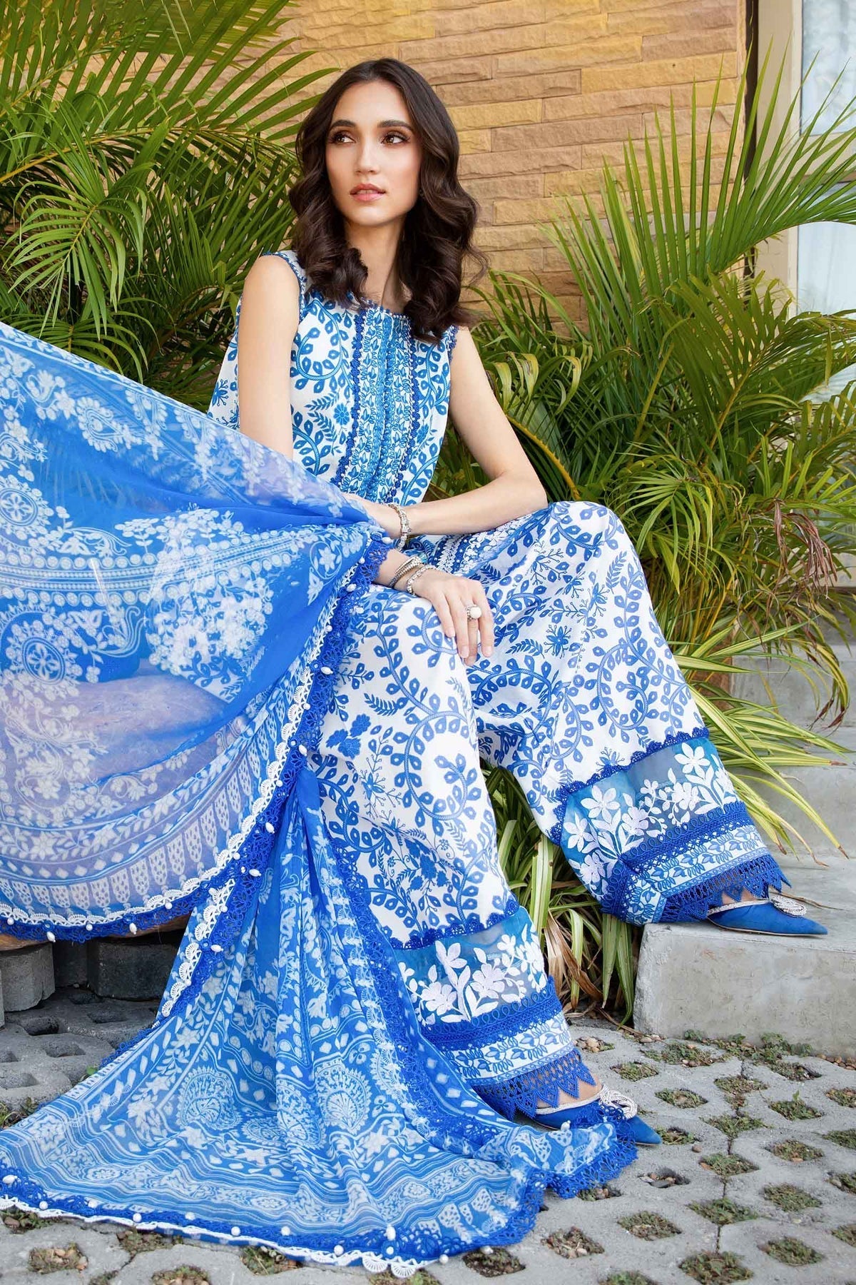 Maria B | M Prints 25 | MPT-2504-B - by - Libasekhas UK - Registered Vendor of : Maria B - 100% Original Designer Dresss