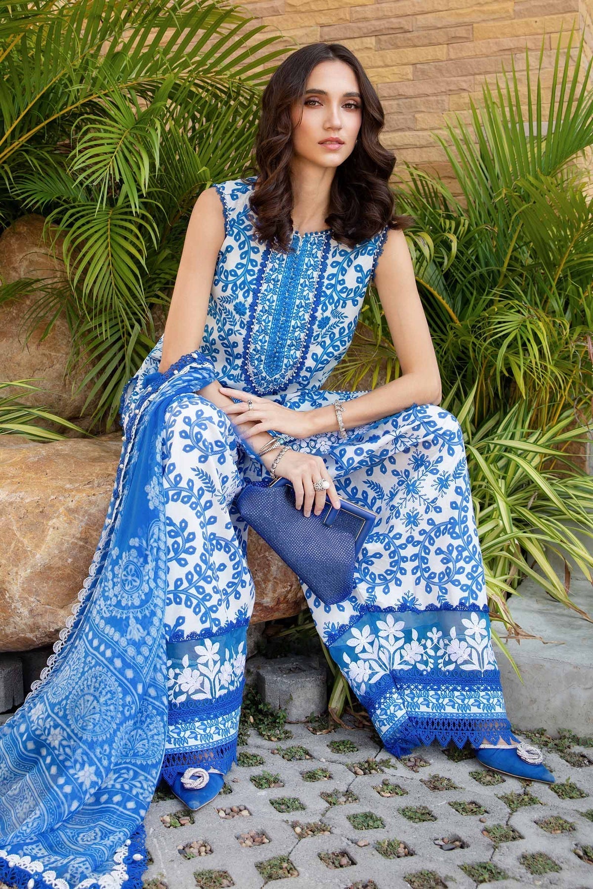 Maria B | M Prints 25 | MPT-2504-B - by - Libasekhas UK - Registered Vendor of : Maria B - 100% Original Designer Dresss