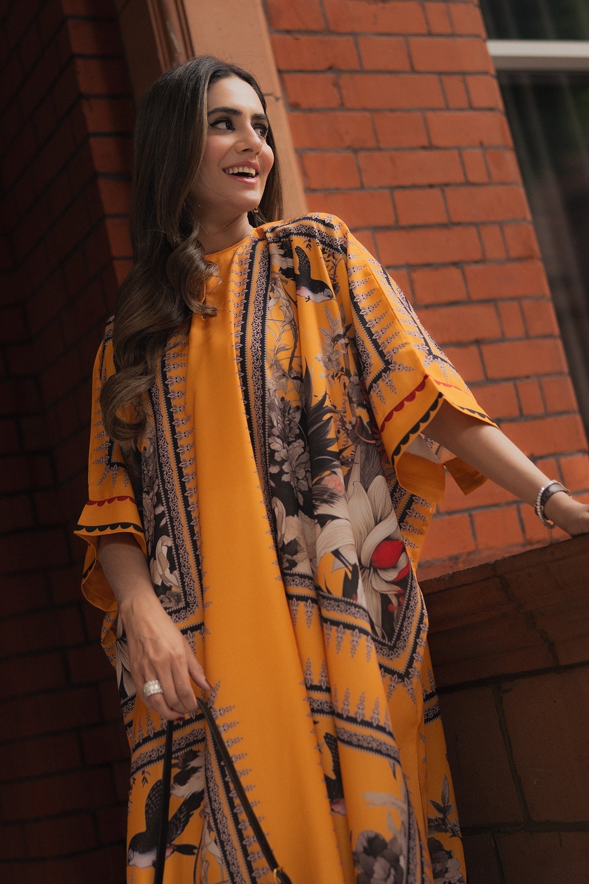 Erum Khan I Kaftan Edit I Halo Haze - by Libasekhas UK - Registered Vendor of : Erum Khan - 100% Original Designer Dress