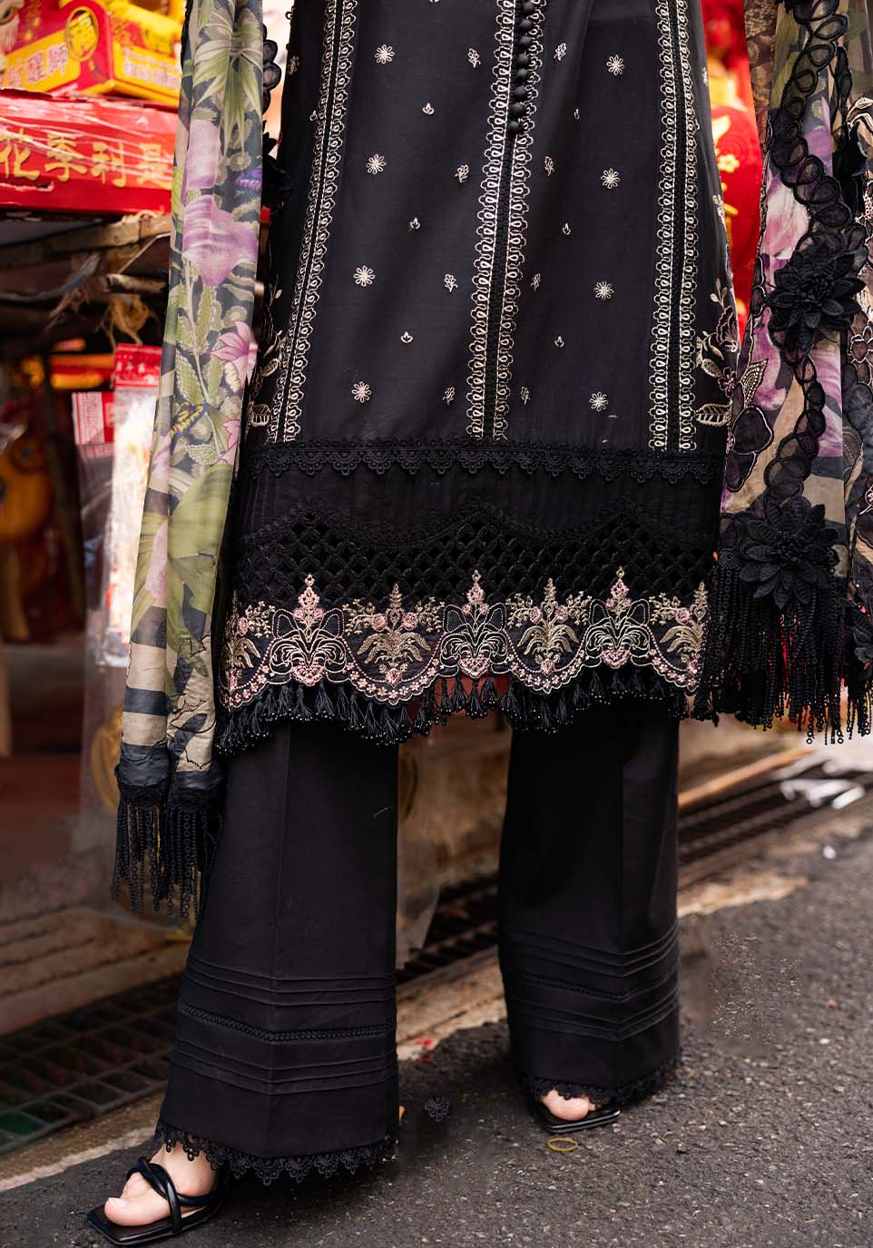 Zarqash | Luxury Lawn 25 | ZQLU 001 Eliana - by - Libasekhas UK - Registered Vendor of : Zarqash - 100% Original Designer Dresss