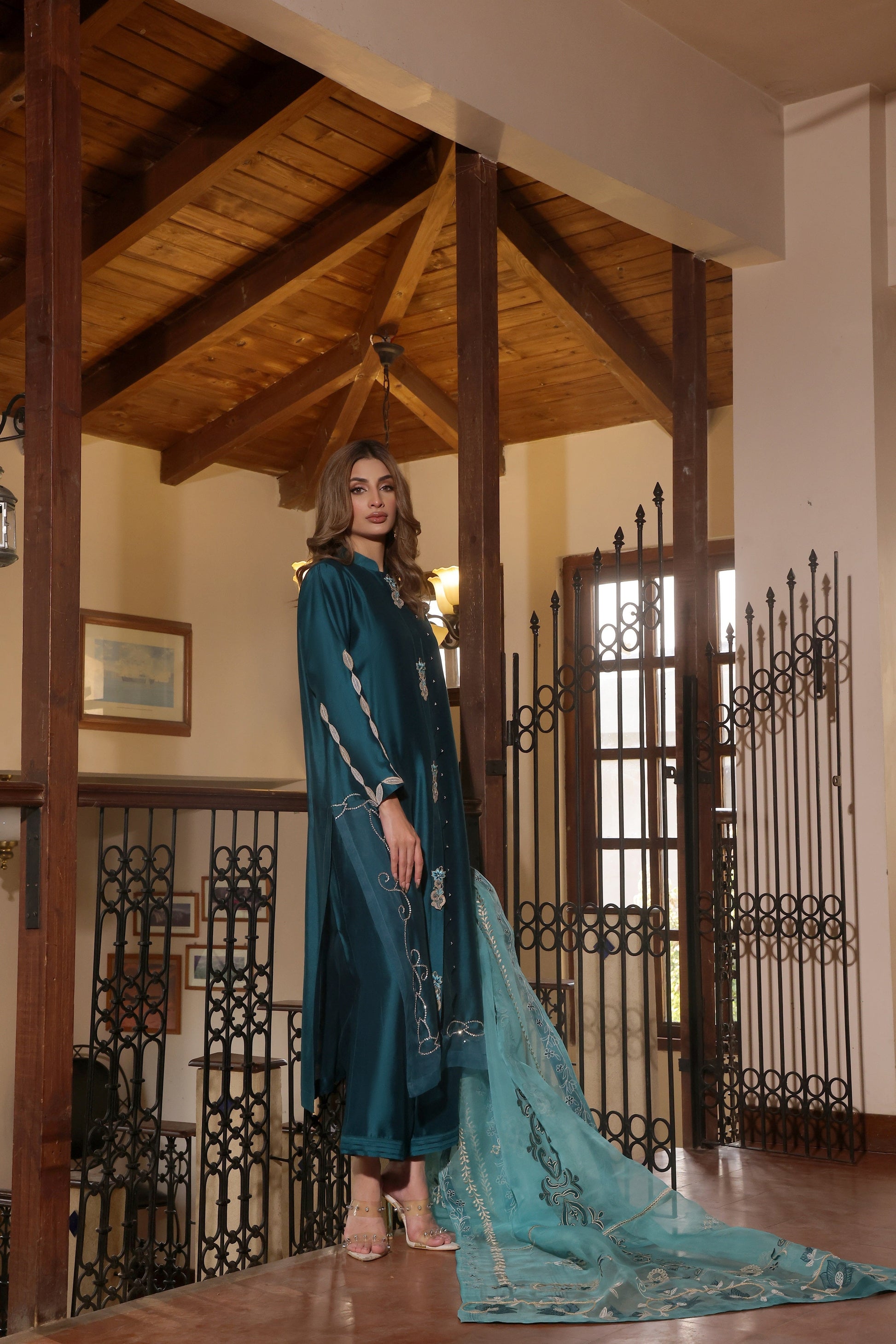 Mona Imran | Ezel Eid 25 | Jahanbano - by - Libasekhas UK - Registered Vendor of : Mona Imran - 100% Original Designer Dresss