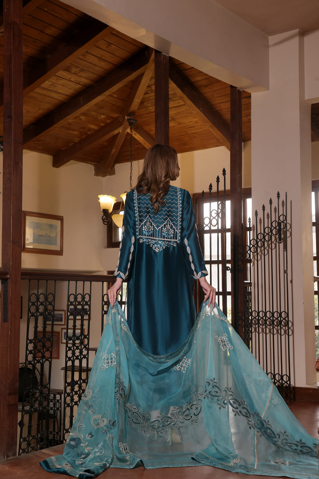 Mona Imran | Ezel Eid 25 | Jahanbano - by - Libasekhas UK - Registered Vendor of : Mona Imran - 100% Original Designer Dresss