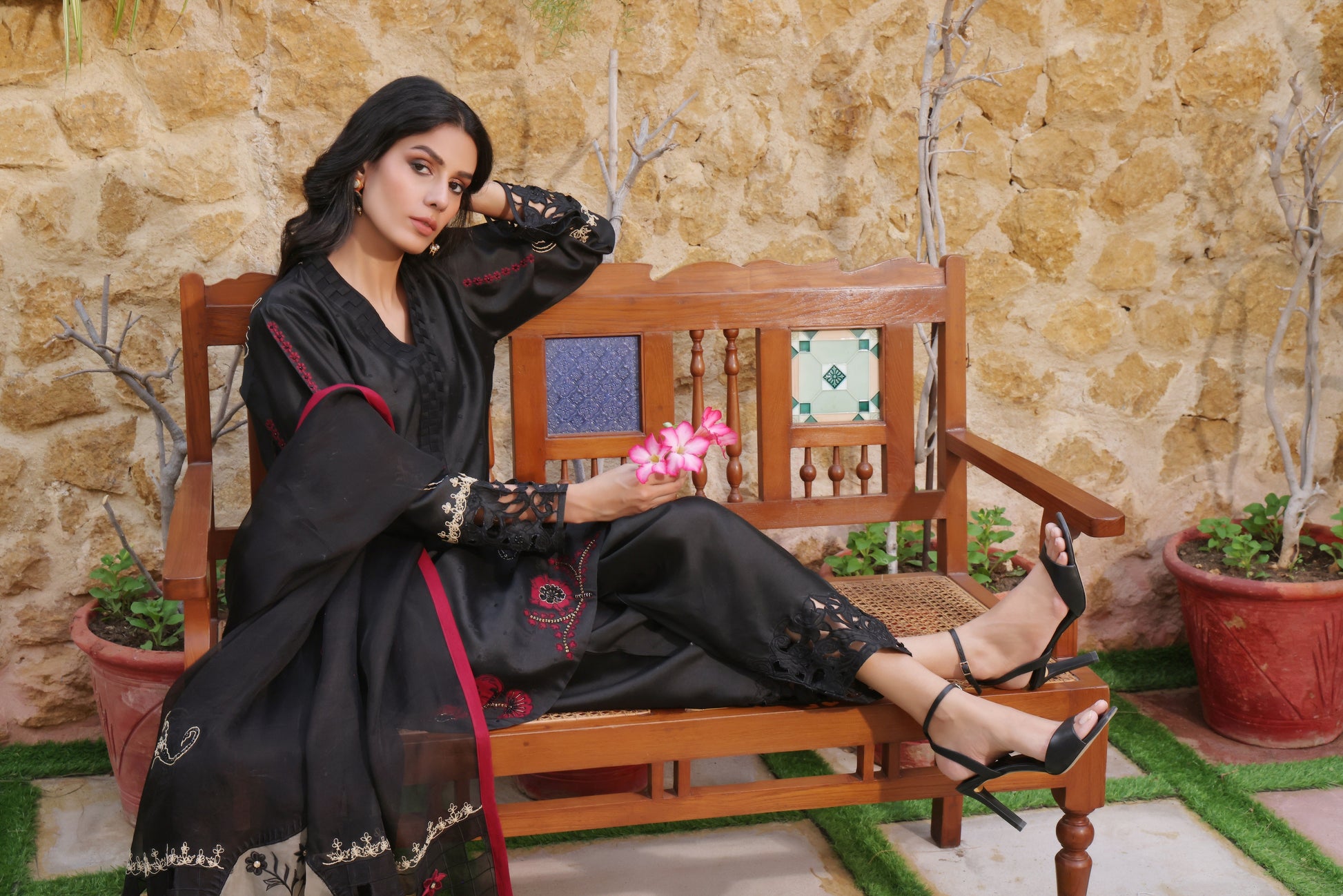 Mona Imran | Ezel Eid 25 |Nazli - by - Libasekhas UK - Registered Vendor of : Mona Imran - 100% Original Designer Dresss