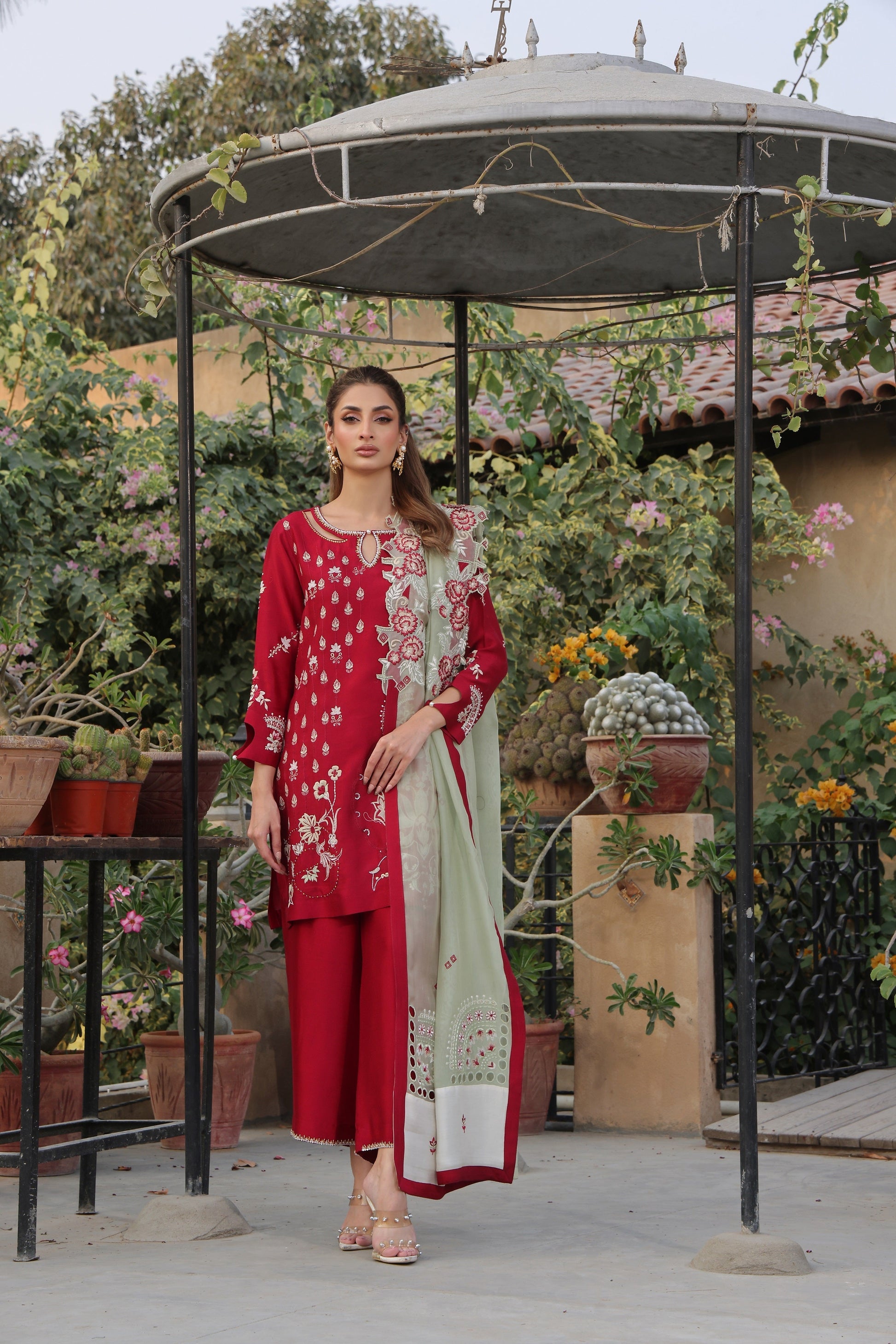 Mona Imran | Ezel Eid 25 | Claude - by - Libasekhas UK - Registered Vendor of : Mona Imran - 100% Original Designer Dresss