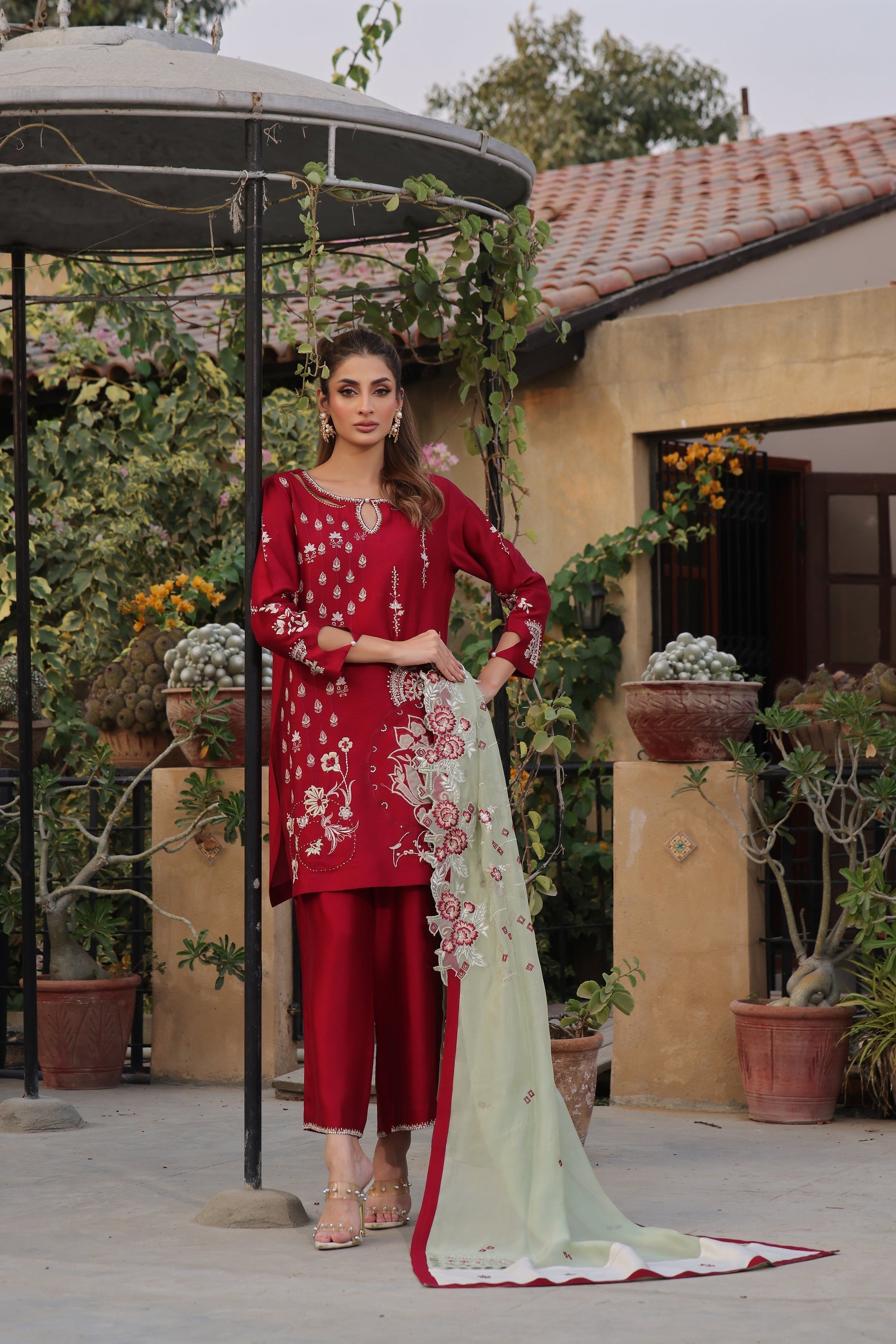 Mona Imran | Ezel Eid 25 | Claude - by - Libasekhas UK - Registered Vendor of : Mona Imran - 100% Original Designer Dresss
