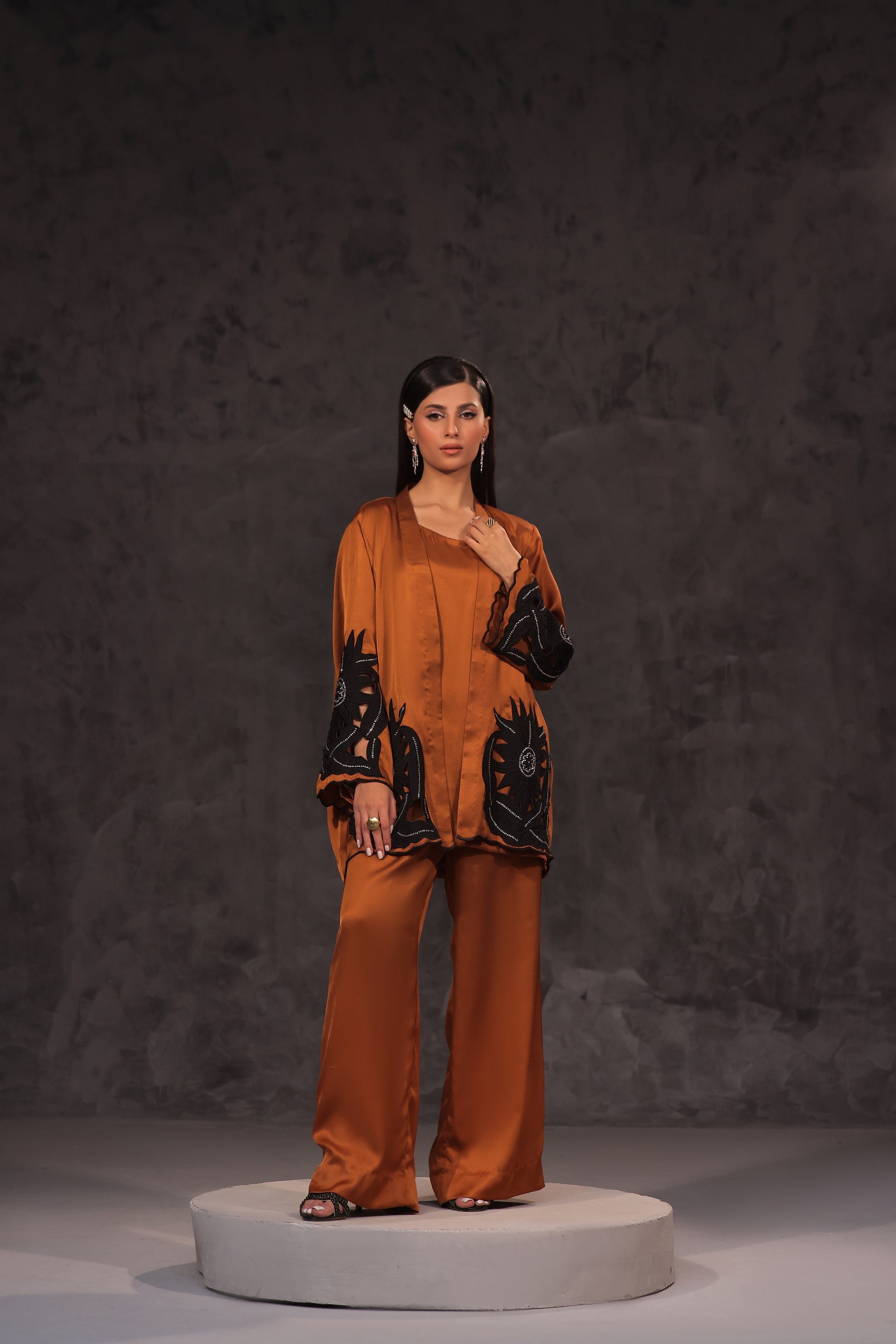 Mona Imran | Ezel Eid 25 | Meena - by - Libasekhas UK - Registered Vendor of : Mona Imran - 100% Original Designer Dresss