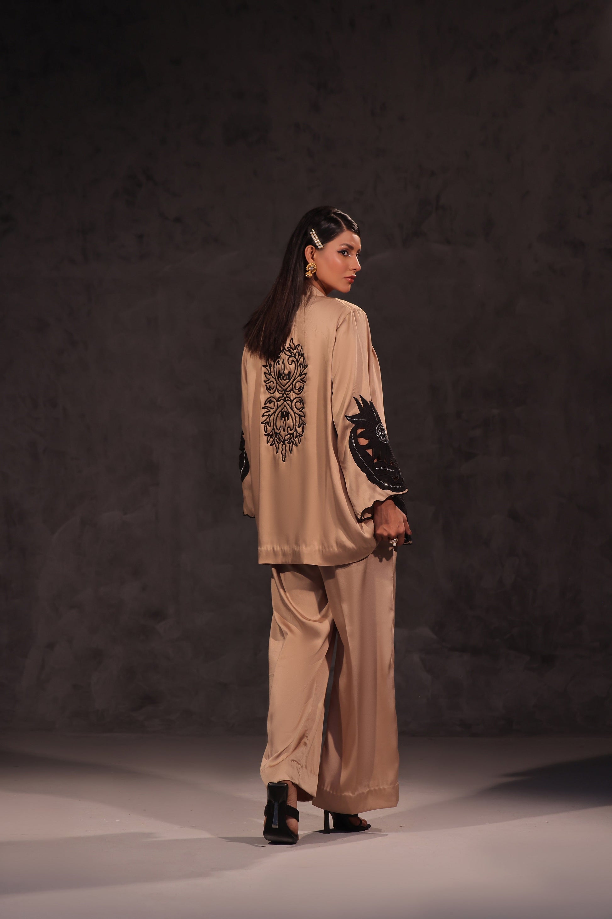 Mona Imran | Ezel Eid 25 | Zevira - by - Libasekhas UK - Registered Vendor of : Mona Imran - 100% Original Designer Dresss