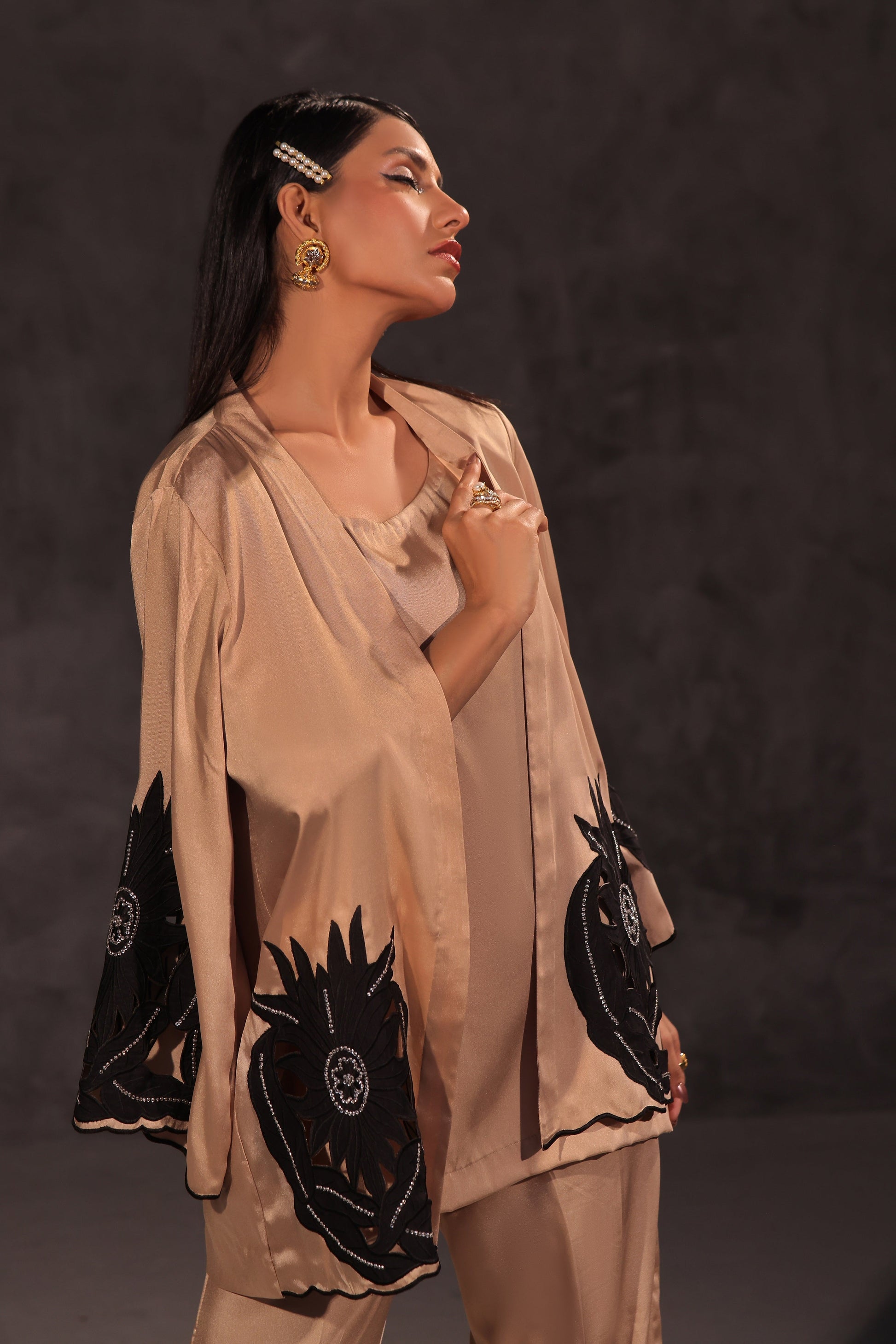 Mona Imran | Ezel Eid 25 | Zevira - by - Libasekhas UK - Registered Vendor of : Mona Imran - 100% Original Designer Dresss