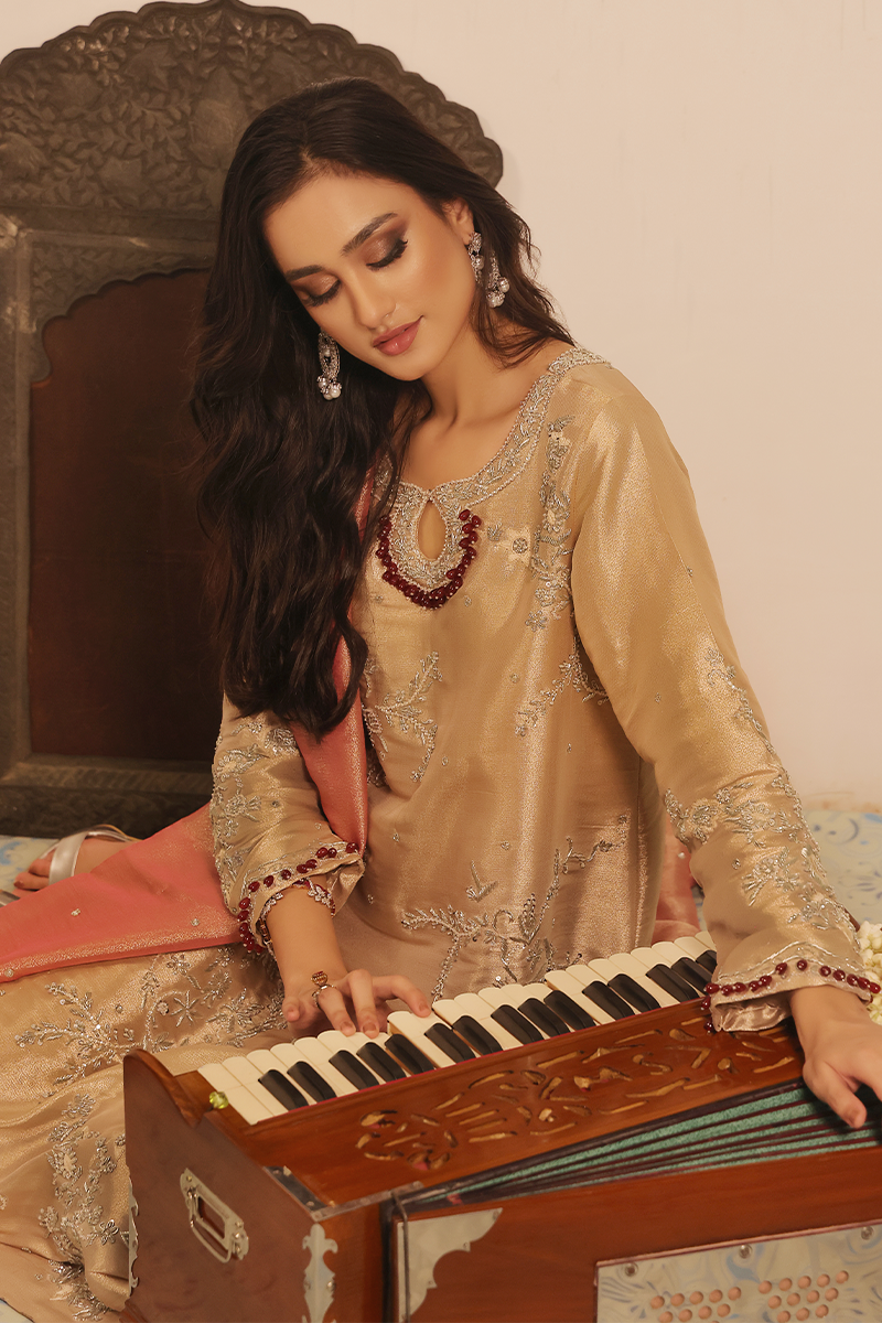 Mona Imran | Dilzaib Formals | Haya - by - Libasekhas UK - Registered Vendor of : Mona Imran - 100% Original Designer Dresss