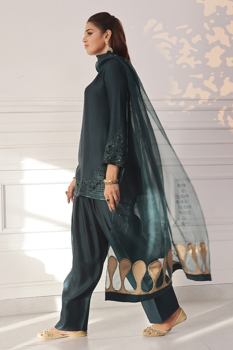 Mona Imran | Ayla Eid Edit | Gulal - by Libasekhas UK - Registered Vendor of : MONA IMRAN - 100% Original Designer Dress