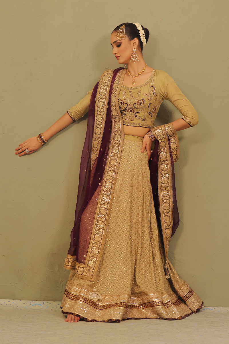 Mona Imran | Dilzaib Formals | Mahgul - by - Libasekhas UK - Registered Vendor of : Mona Imran - 100% Original Designer Dresss
