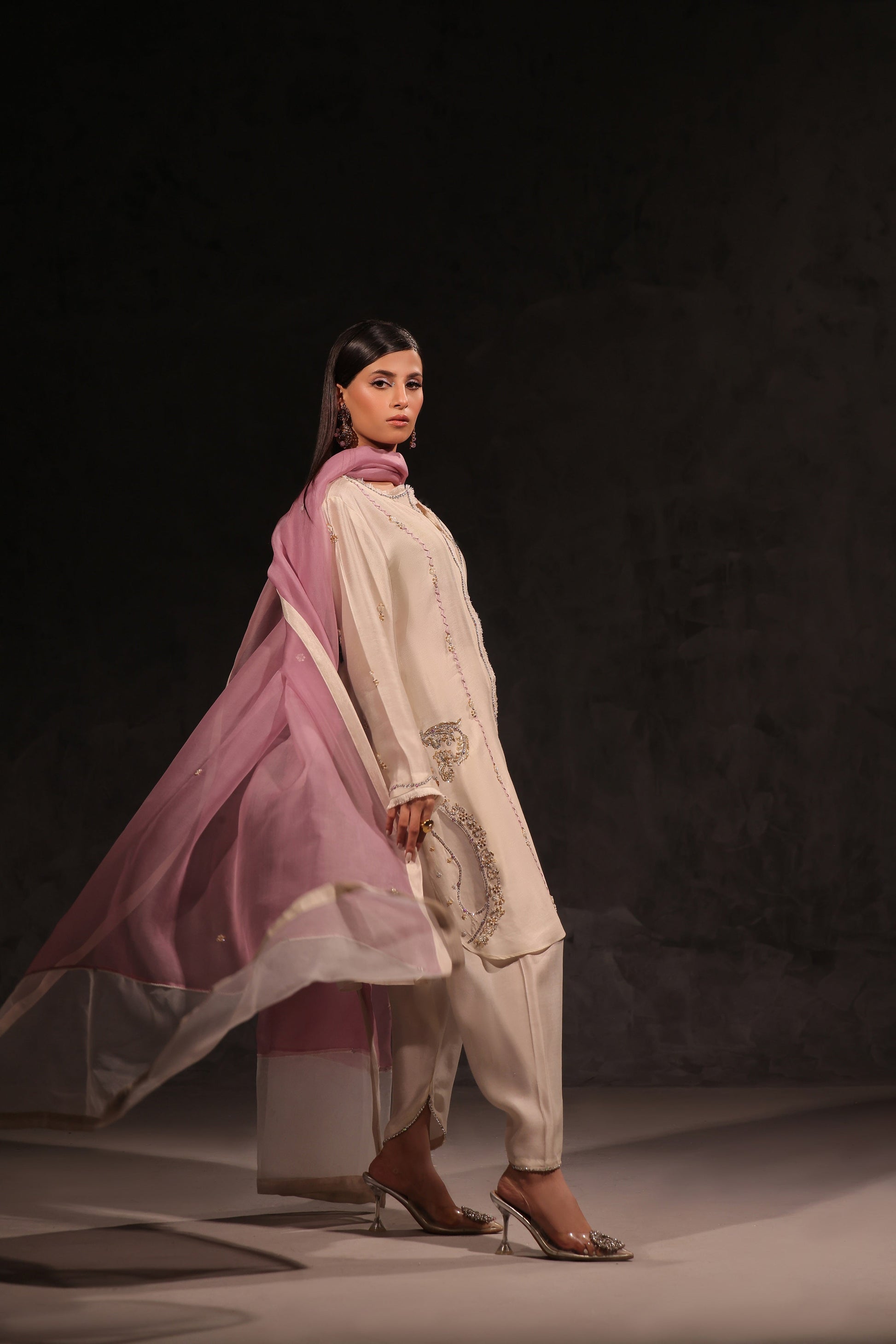 Mona Imran | Ezel Eid 25 |Nayaara - by - Libasekhas UK - Registered Vendor of : Mona Imran - 100% Original Designer Dresss