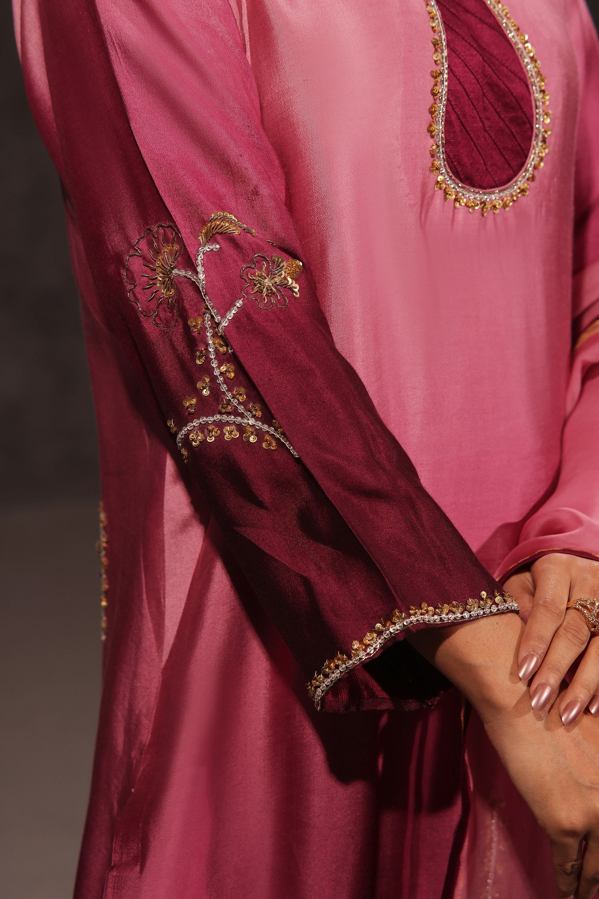 Mona Imran | Ezel Eid 25 |Maahru - by - Libasekhas UK - Registered Vendor of : Mona Imran - 100% Original Designer Dresss