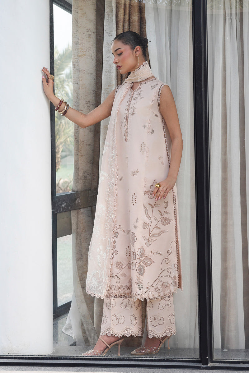 Qalamkar | Q Line Lawn 26 | QKL-10 MILA - by Libasekhas UK - Registered Vendor of : Qalamkar - 100% Original Designer Dress