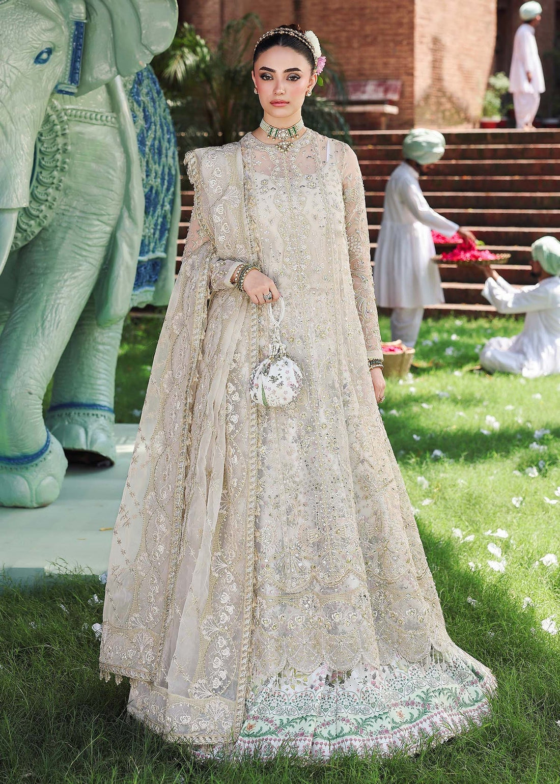 Sardinia | Veere Di Wedding Bride 25 | PAREESA - by Libasekhas UK - Registered Vendor of : Sardinia - 100% Original Designer Dress