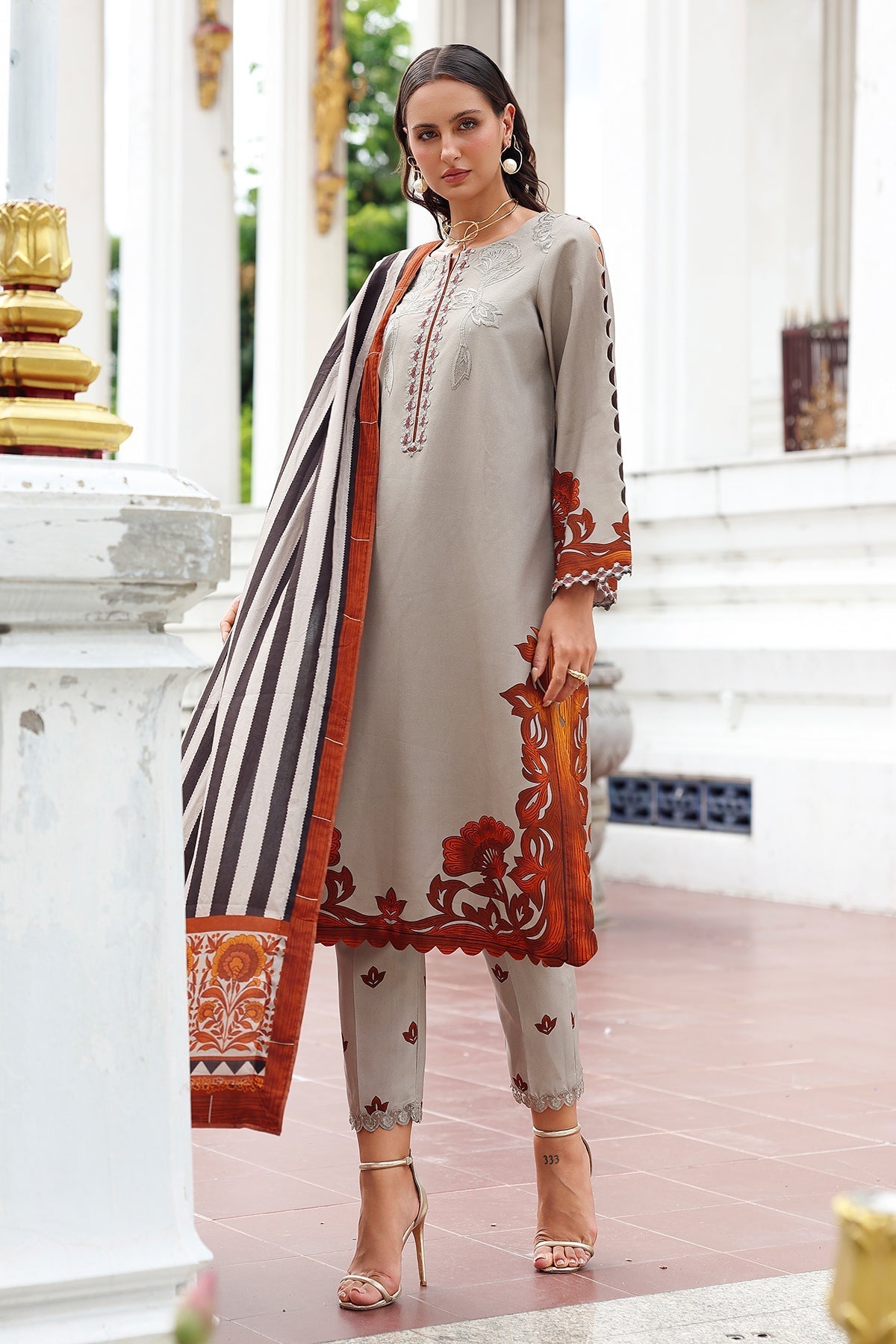 Charizma | Aniq Winter 2025 |  ANW6-05 - by Libasekhas UK - Registered Vendor of : Charzima - 100% Original Designer Dress