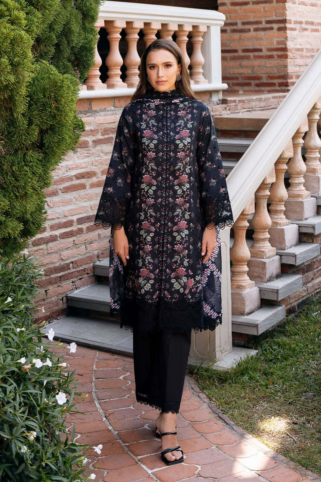 Afrozeh | Damask The Holiday Edit 25 | Lorien A - by - Libasekhas UK - Registered Vendor of : Afrozeh - 100% Original Designer Dresss