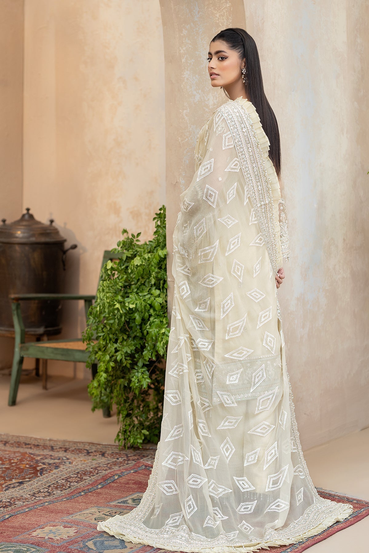 Raeesa Premium | Ada Premium Collection | HU - 47 Sunder - by - Libasekhas UK - Registered Vendor of : Raeesa Premium - 100% Original Designer Dresss