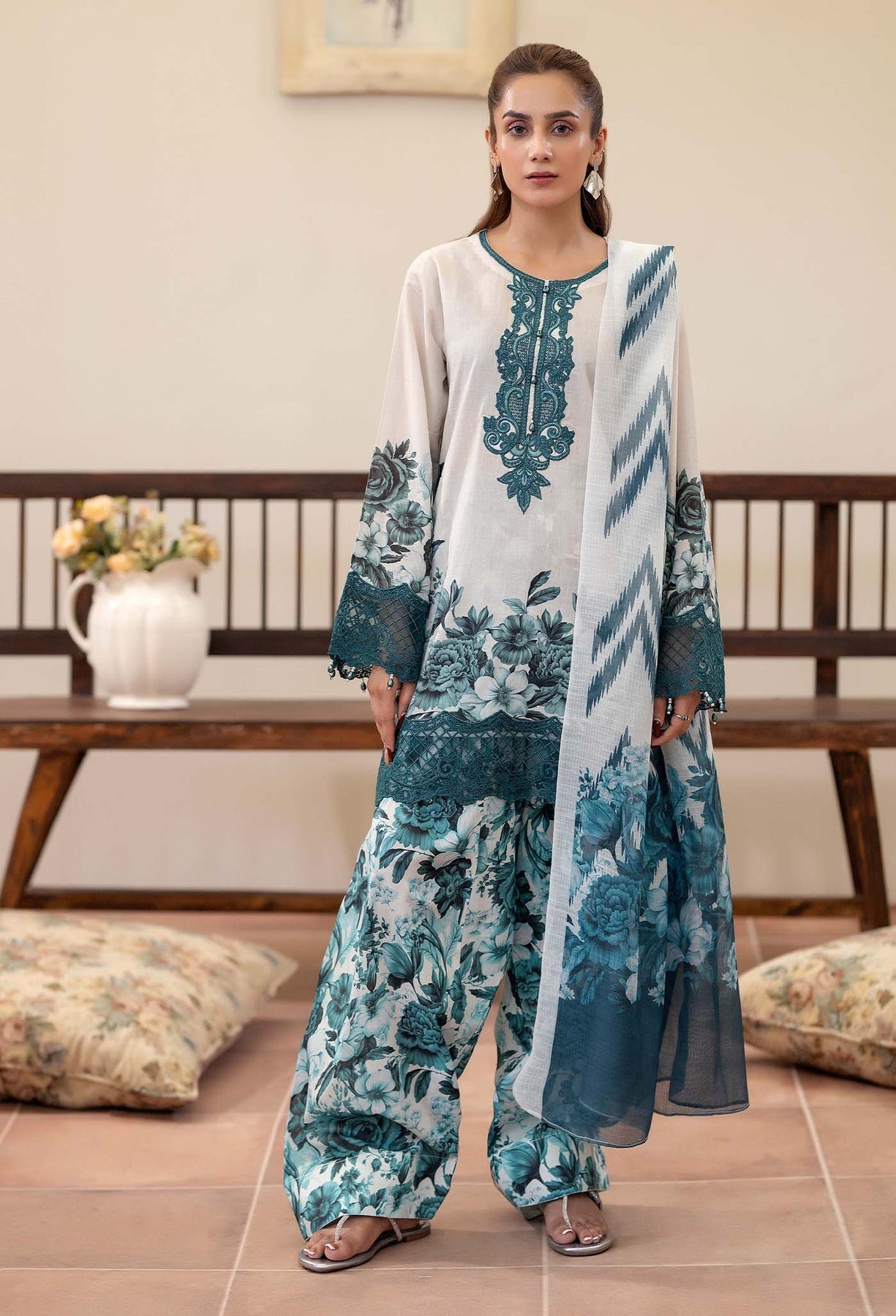 Adans Libas | Prints Eid Edit | 26678 - by - Libasekhas UK - Registered Vendor of : Adans Libas - 100% Original Designer Dresss
