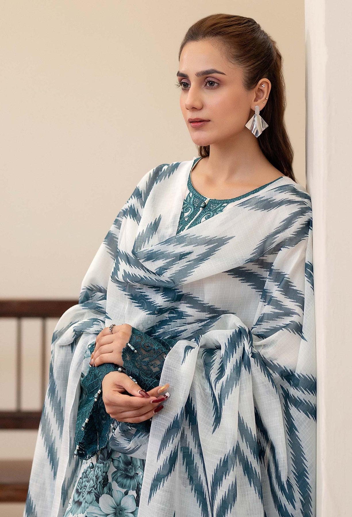 Adans Libas | Prints Eid Edit | 26678 - by - Libasekhas UK - Registered Vendor of : Adans Libas - 100% Original Designer Dresss
