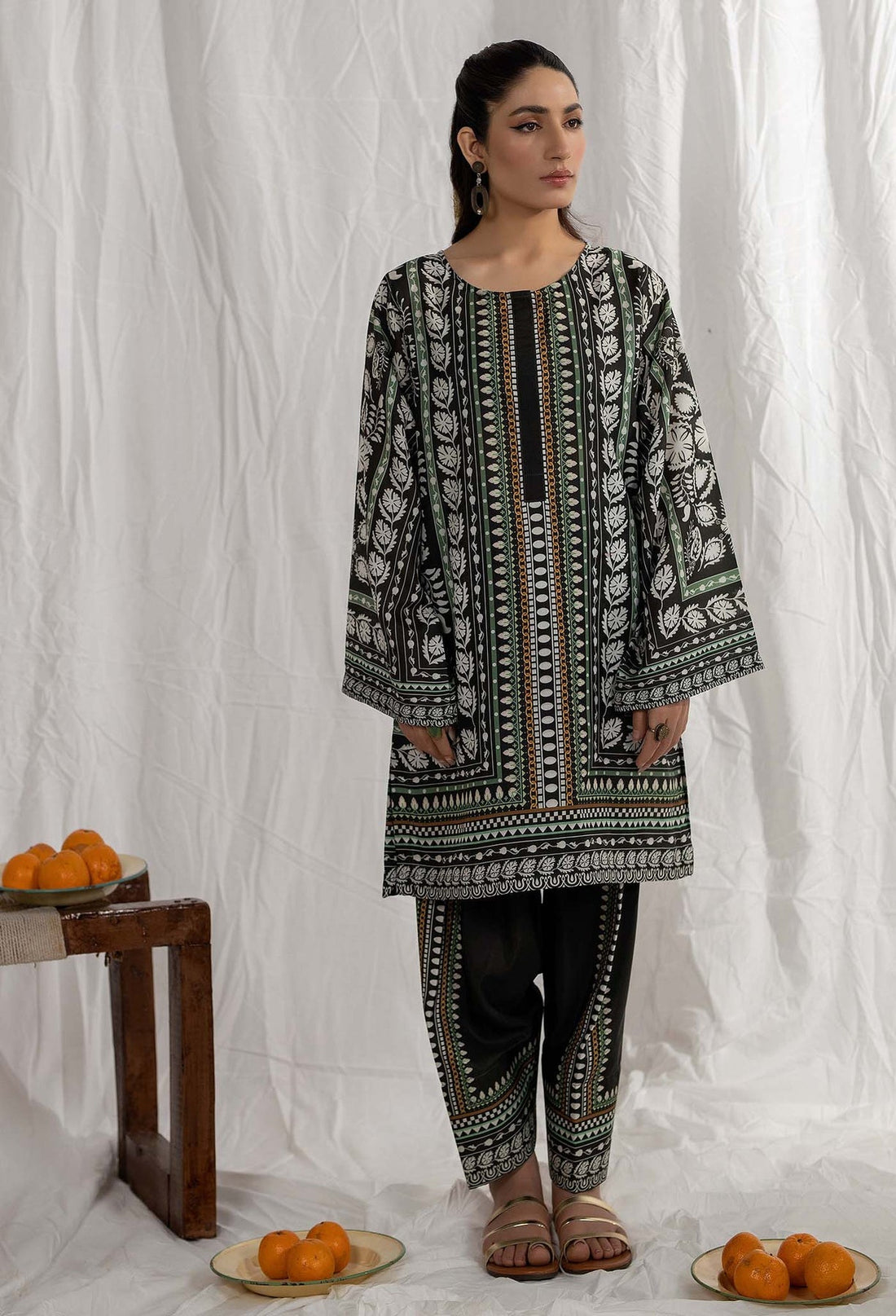 Adans Libas | Co Ords Sets | Co-Ord 2 - by - Libasekhas UK - Registered Vendor of : Adans Libas - 100% Original Designer Dresss
