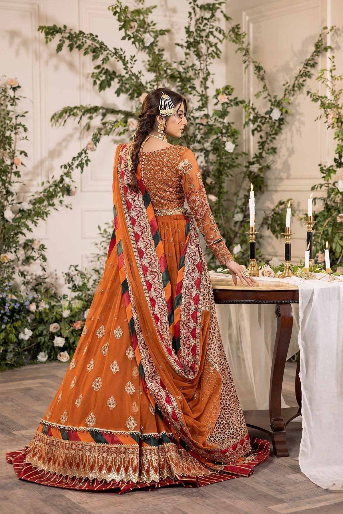 House of Nawab | Azalea Luxury Formals | MAHI - by - Libasekhas UK - Registered Vendor of : House of Nawab - 100% Original Designer Dresss
