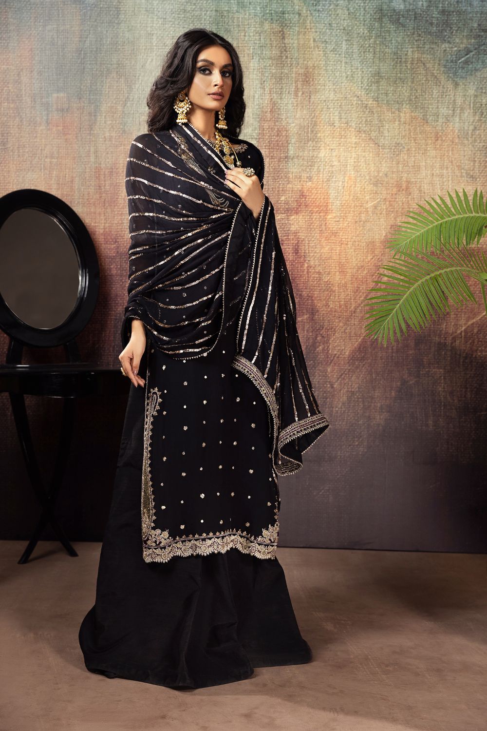 Erum Khan | Begham Jaan Bridal Formals | AABROO - by - Libasekhas UK - Registered Vendor of : Erum Khan - 100% Original Designer Dresss