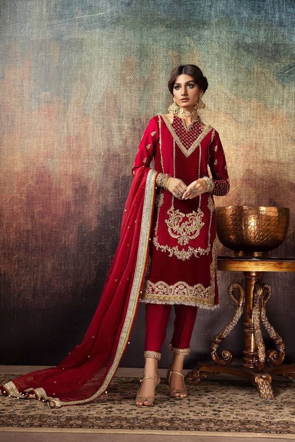 Erum Khan | Begham Jaan Bridal Formals | MALA - by - Libasekhas UK - Registered Vendor of : Erum Khan - 100% Original Designer Dresss