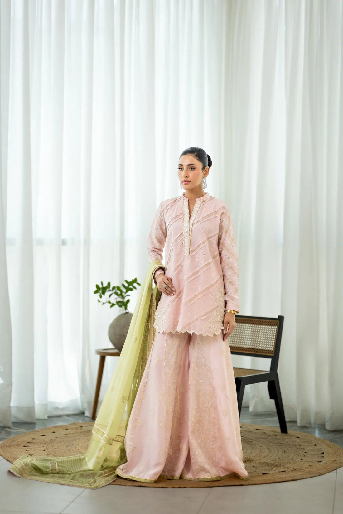 Wahaj M Khan | Sanam Luxe | Blush Block Sanam PS - by Libasekhas UK - Registered Vendor of : Wahaj M Khan - 100% Original Designer Dress