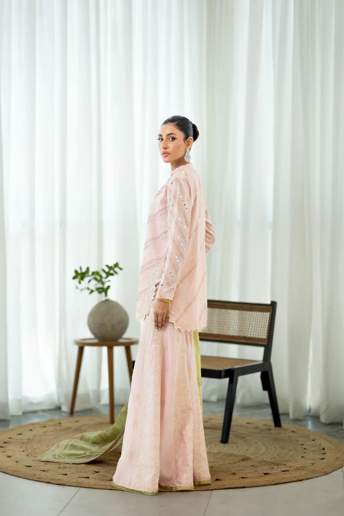 Wahaj M Khan | Sanam Luxe | Blush Block Sanam PS - by Libasekhas UK - Registered Vendor of : Wahaj M Khan - 100% Original Designer Dress